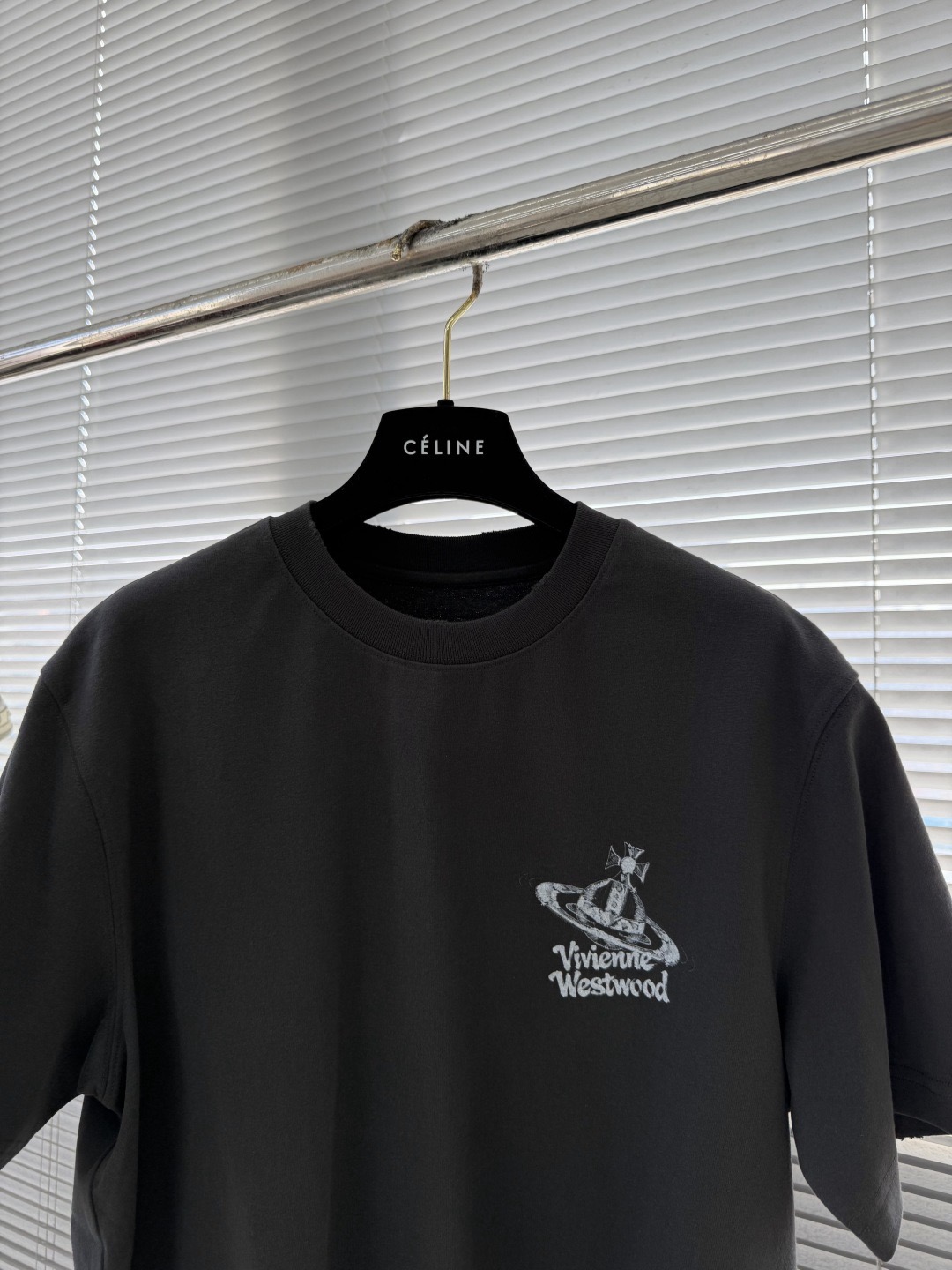 Футболка мужская в стиле Vivienne Westwood с принтом (оверсайз) чёрного цвета