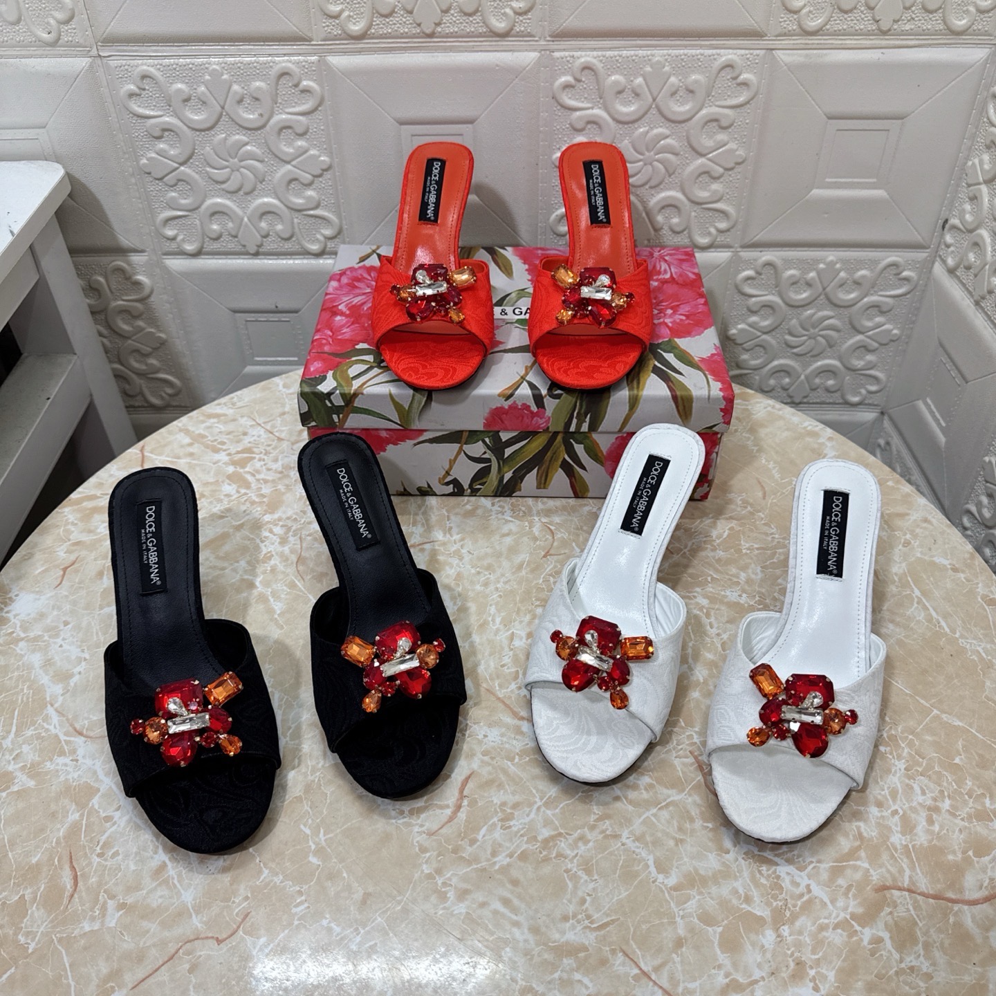 Мюли женские Dolce & Gabbana Keira чёрного цвета