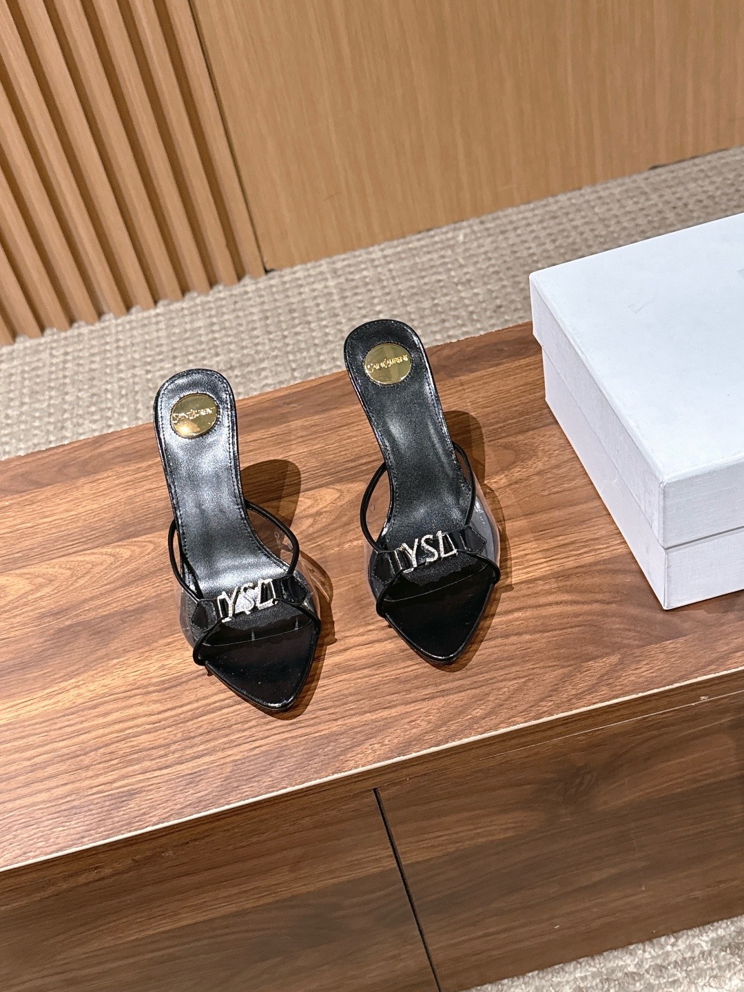 Мюли женские в стиле Saint Laurent YSL черного цвета