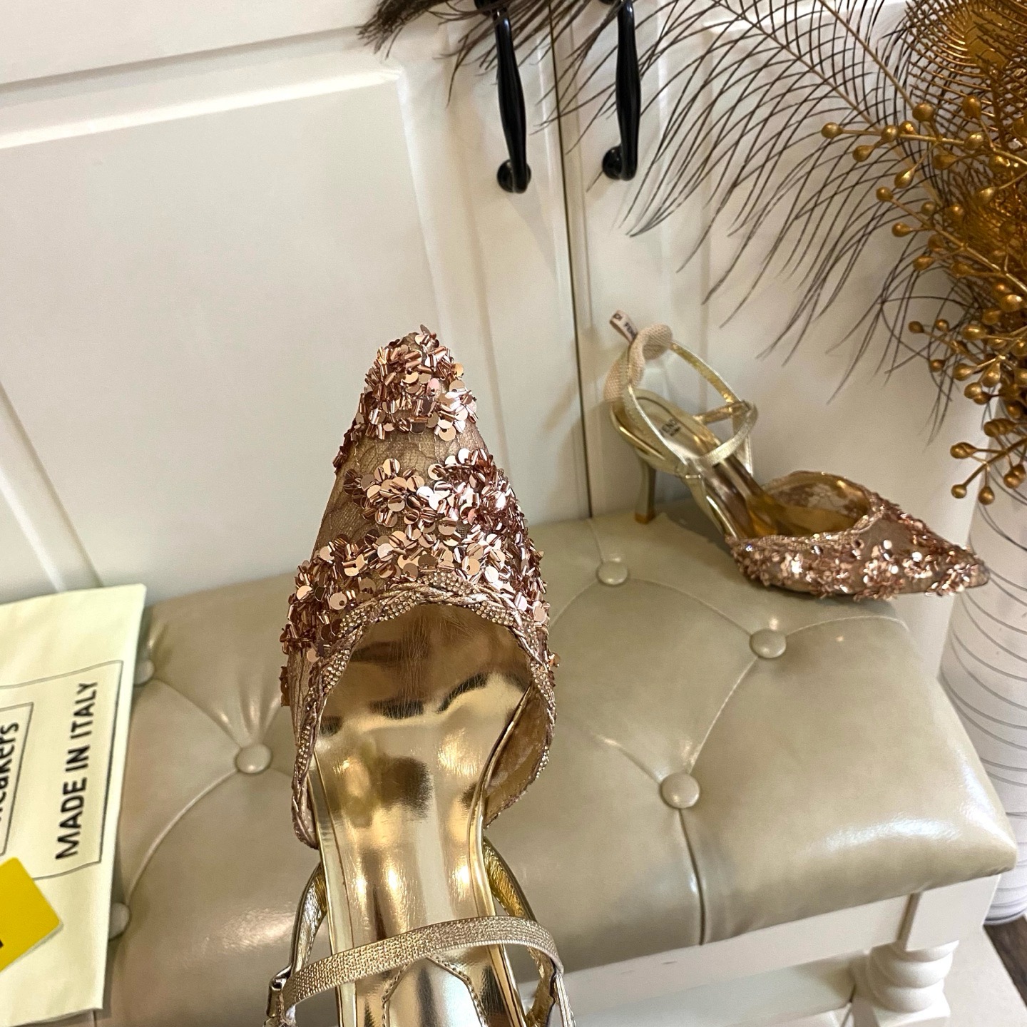 Туфли женские в стиле Fendi из сетки с пайетками и ремешком