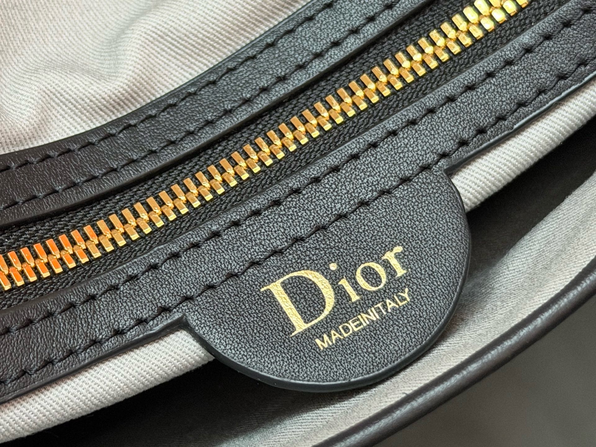 Сумка мужская Dior Jett бежево-коричневого цвета