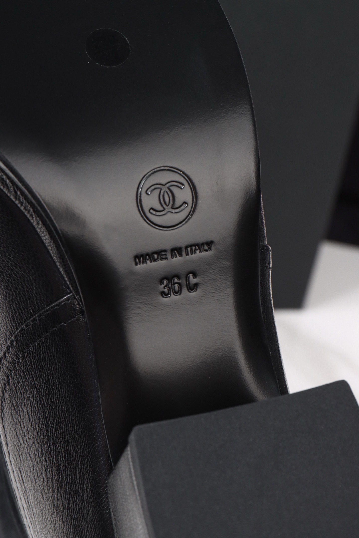 Сапоги женские Chanel Riding Boots чёрного цвета