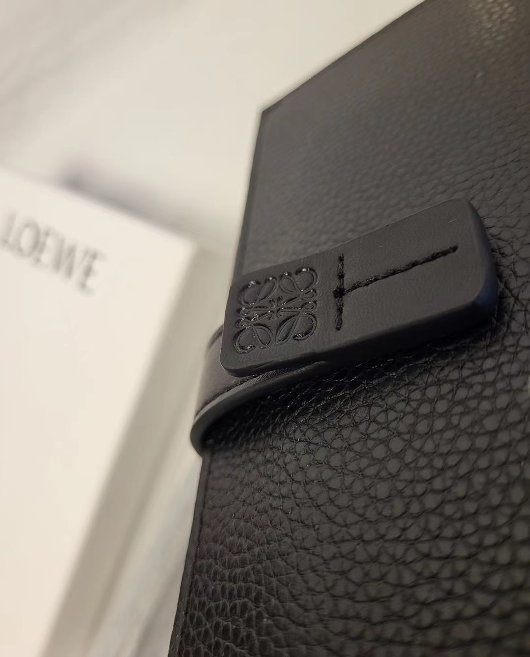 Кошелёк женский в стиле Loewe L1101 чёрного цвета