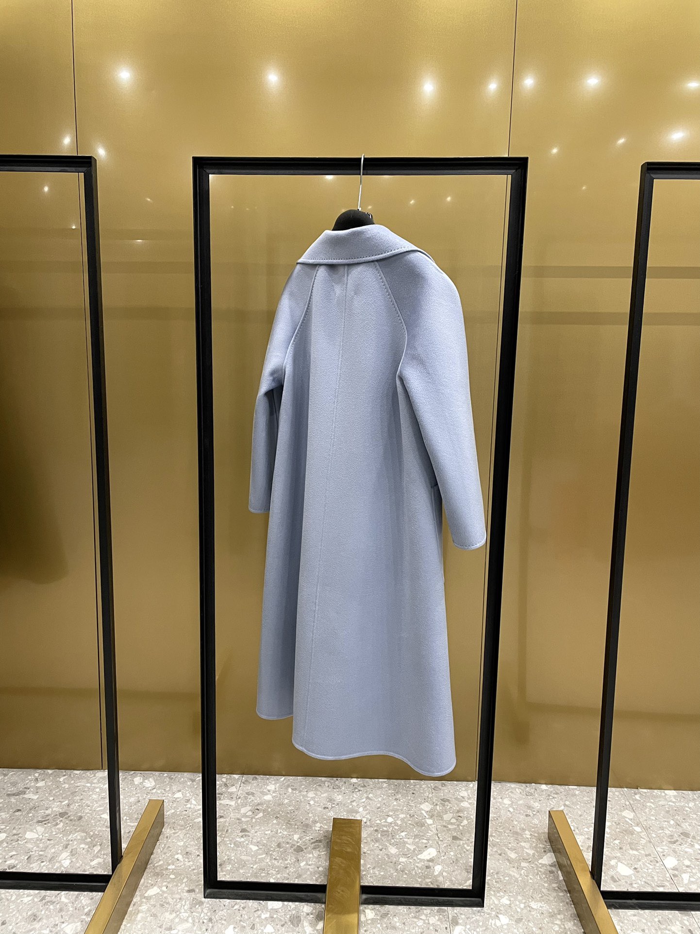 Пальто женское в стиле Max Mara Ludmilla Labbro \ голубого цвета