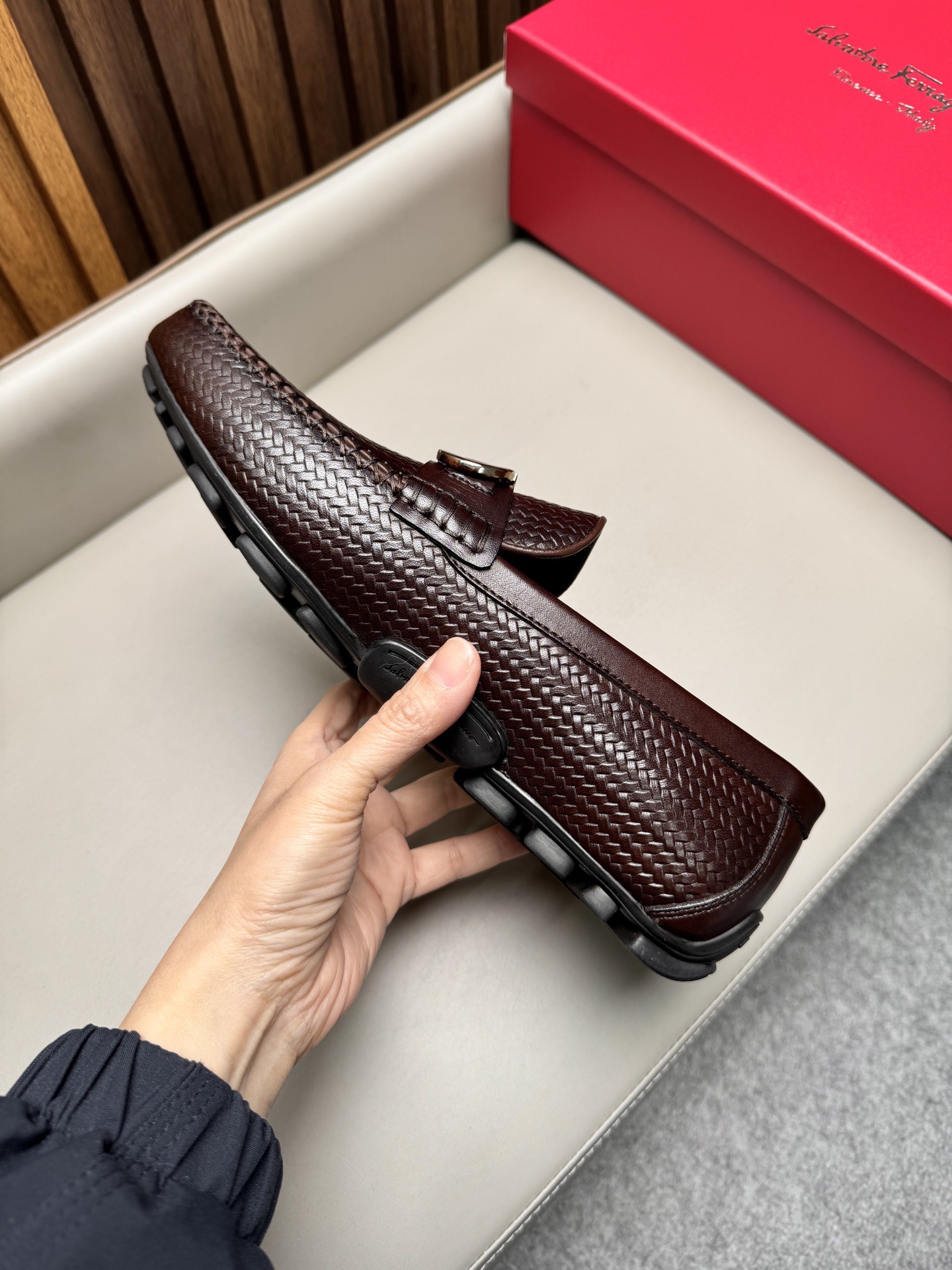 Лоферы мужские в стиле Ferragamo тёмно-коричневого цвета