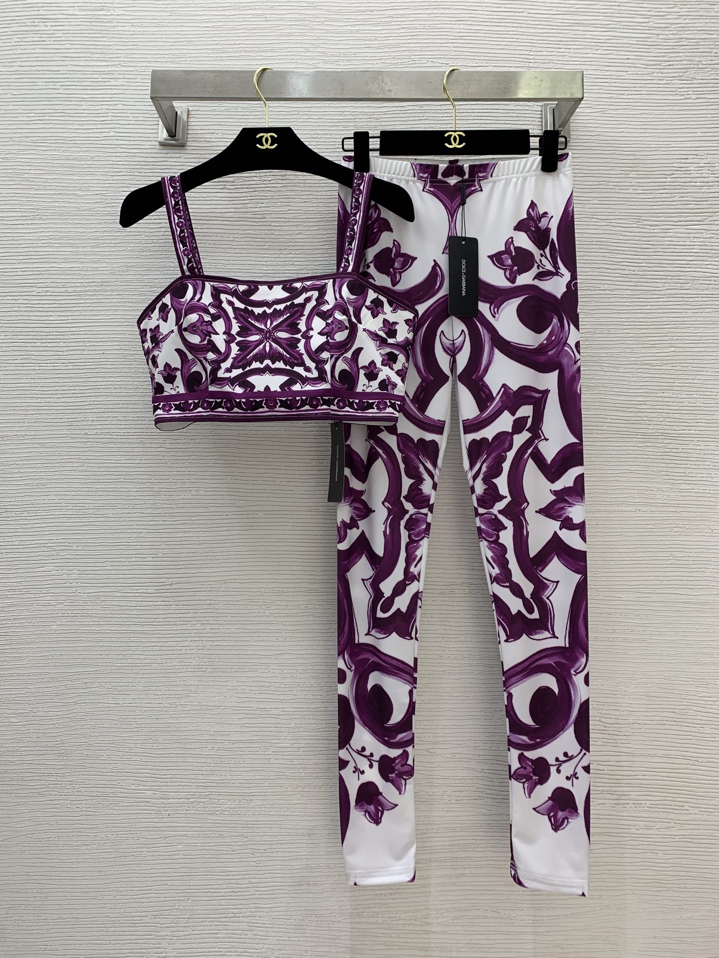 Костюм женский в стиле Dolce & Gabbana спортивный комплект для йоги с топом и брюками