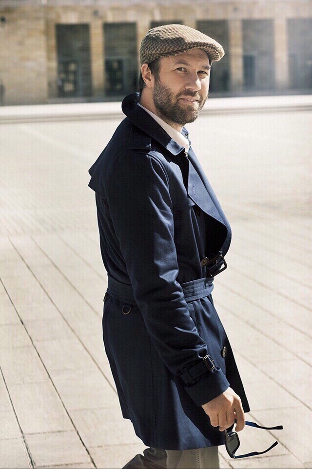 Тренч мужской в стиле Burberry укороченный чёрного и тёмно-синего цвета