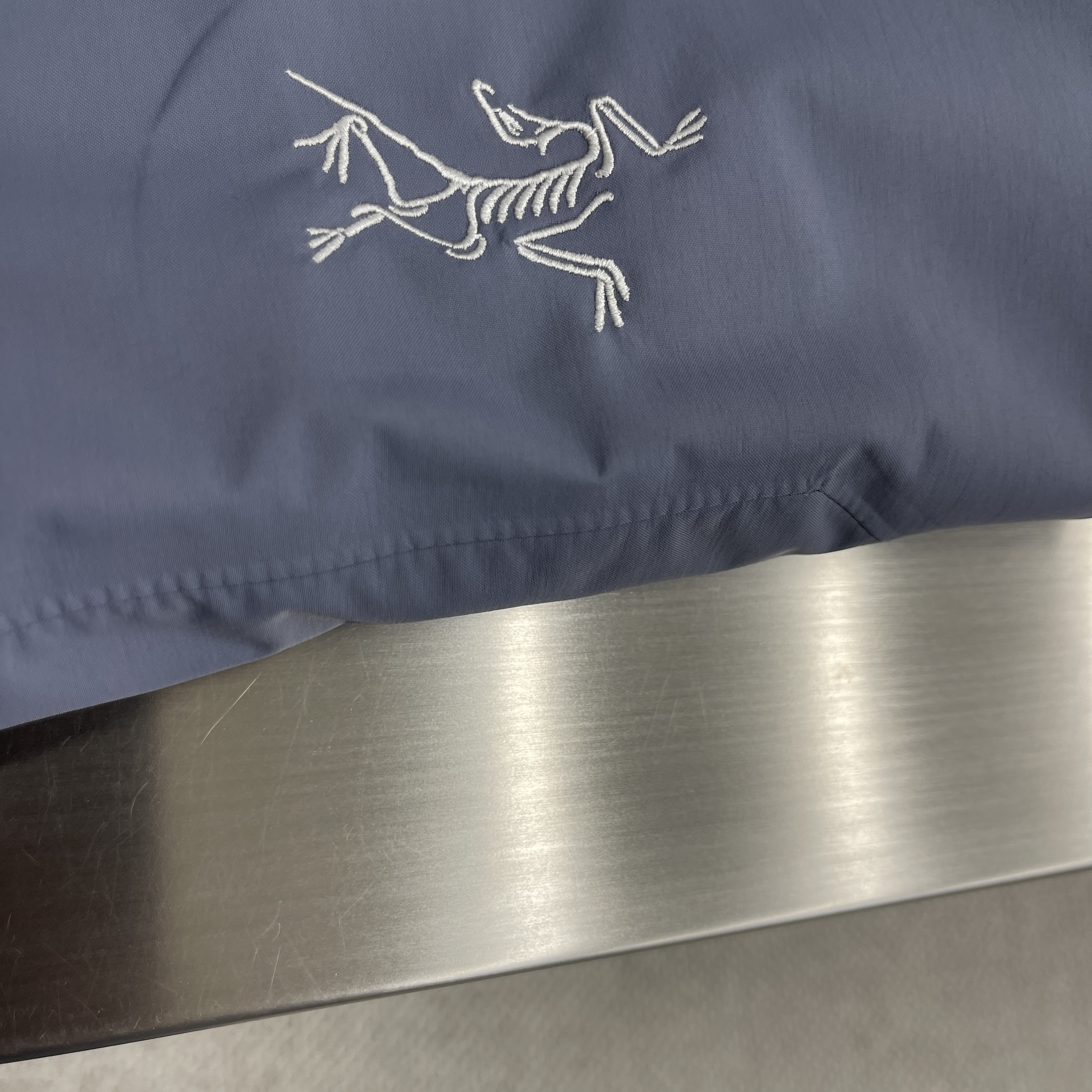 Куртка унисекс в стиле Arc’teryx Beta SL  голубого цвета