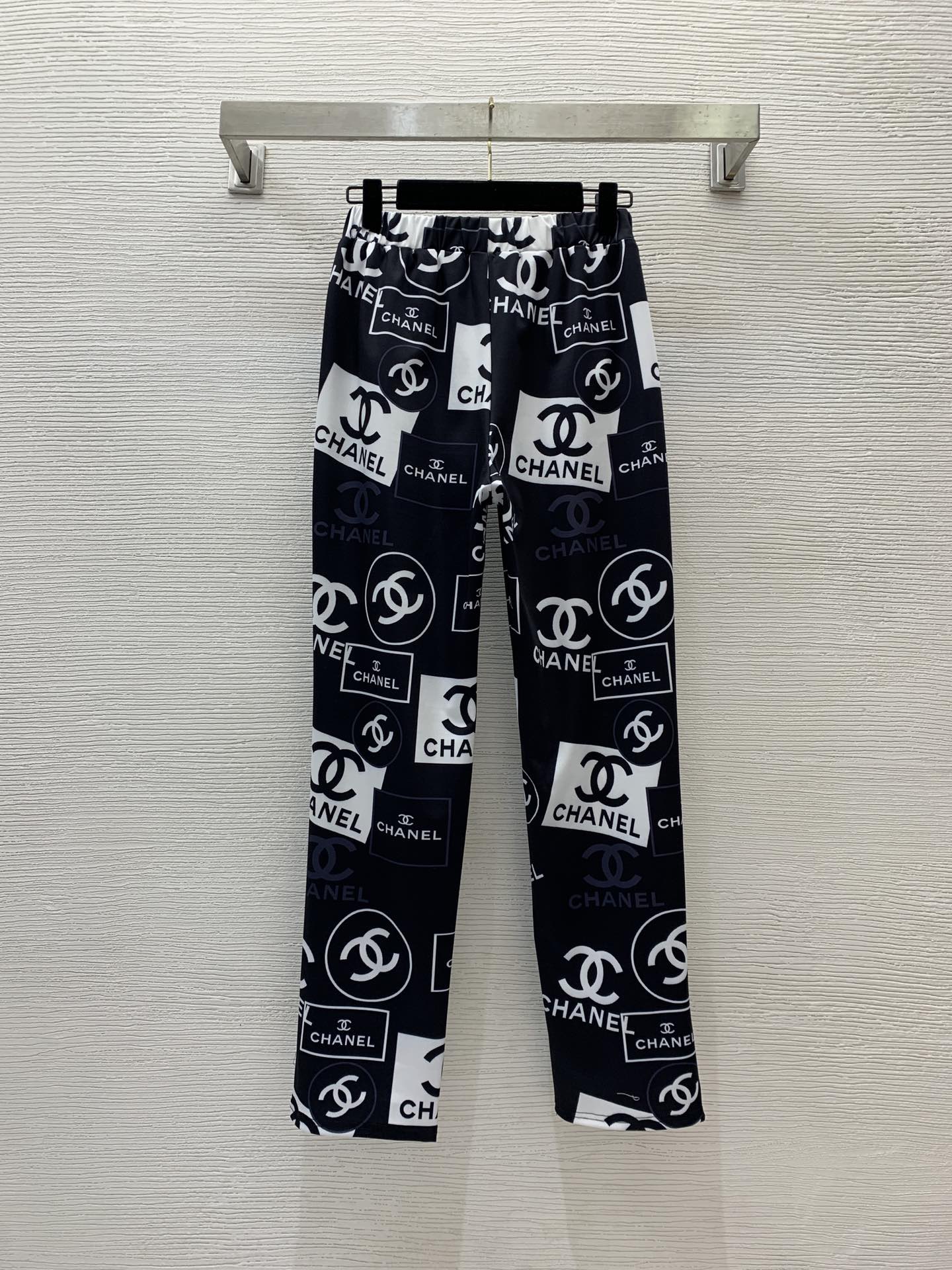 Костюм женский в стиле Chanel спортивный комплект для йоги с топом и брюками