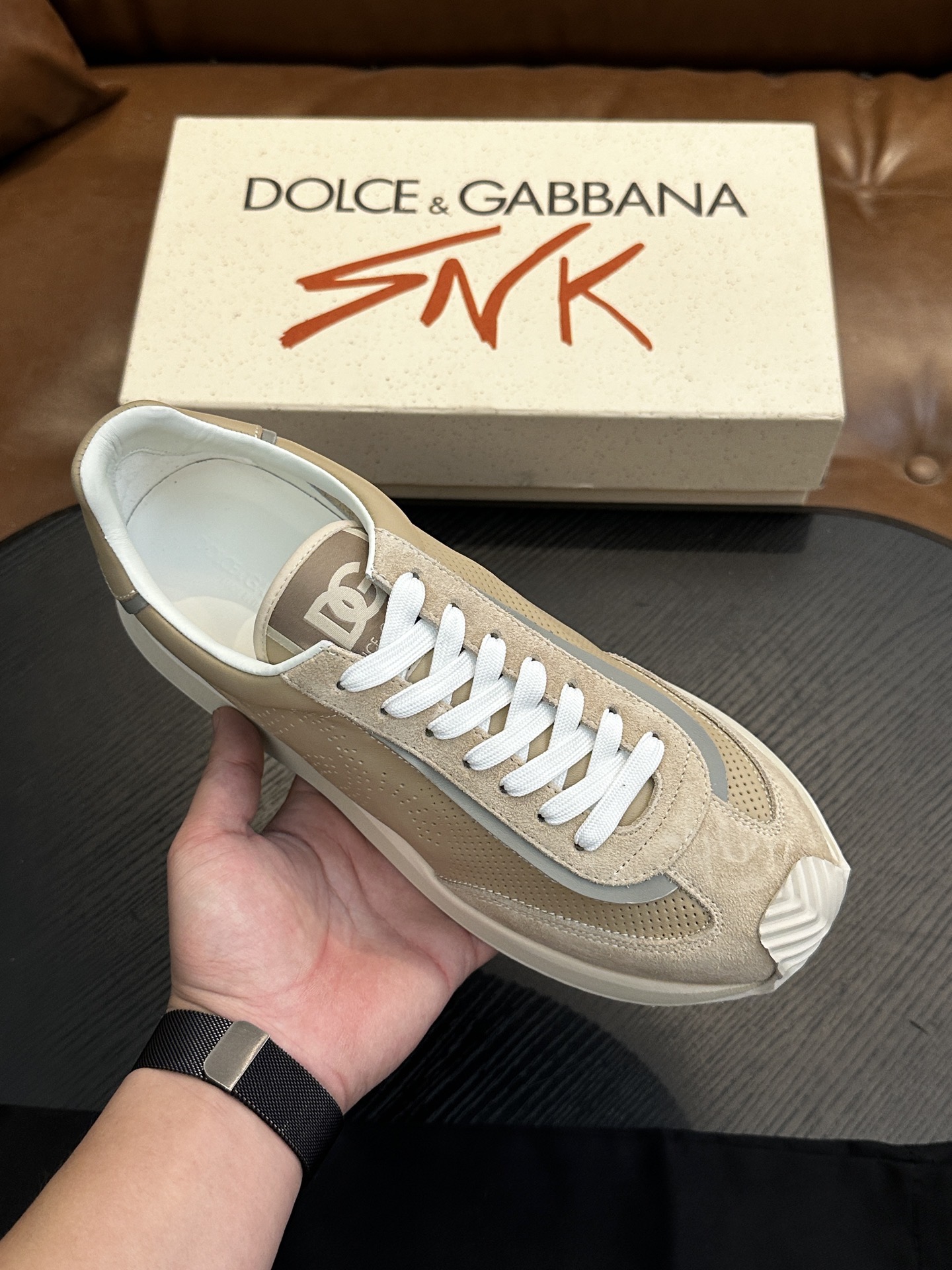 Кроссовки мужские в стиле Dolce&Gabbana DG Cushion бежевого цвета