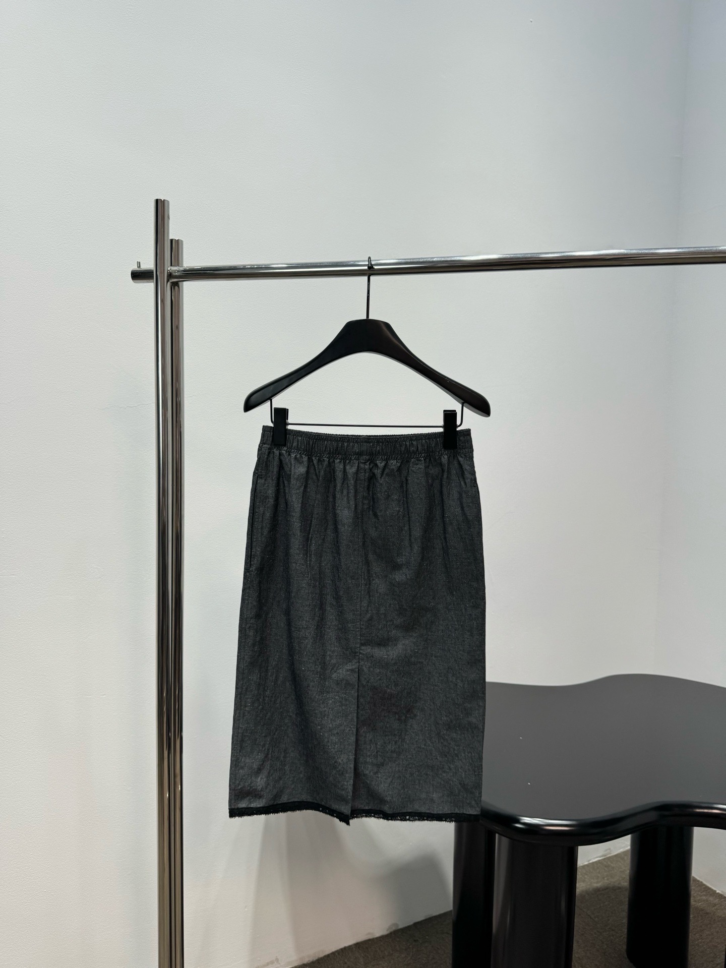 Юбка женская Prada Chambray тёмно-серого цвета