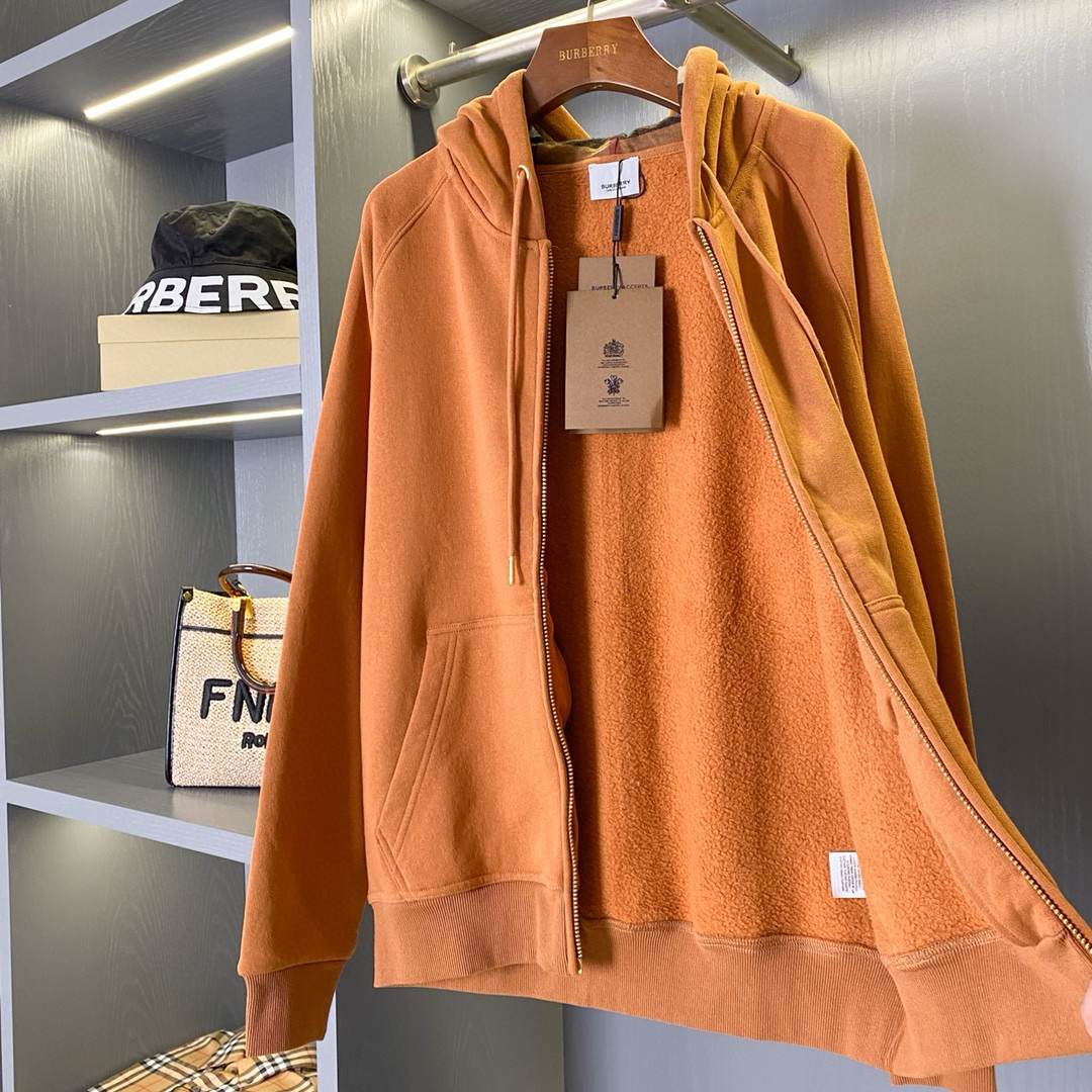 Худи унисекс в стиле Burberry из плотного футера с вышивкой карамельного цвета