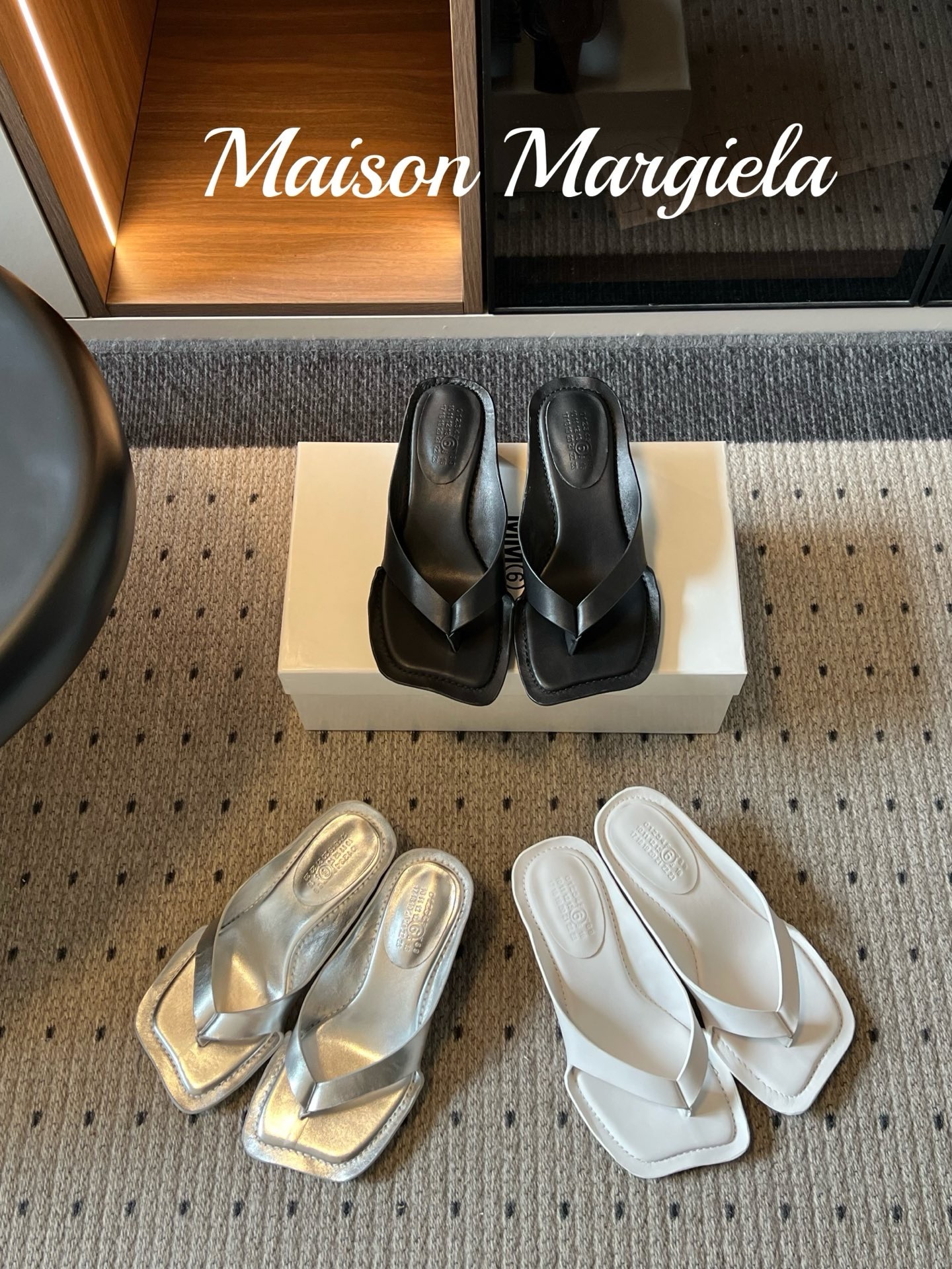 Мюли женские Maison Margiela белого цвета