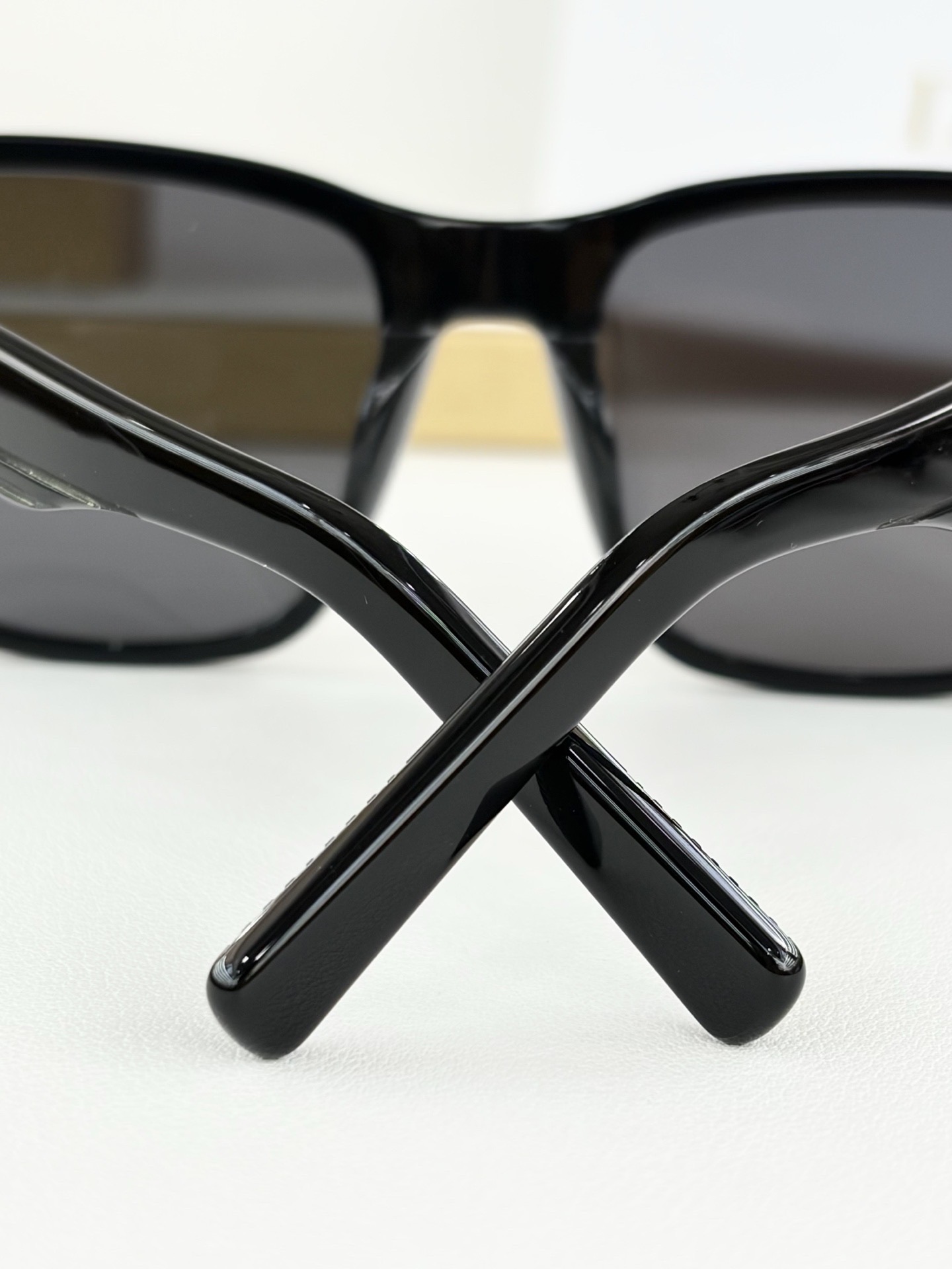 Очки солнцезащитные унисекс в стиле Dior B23 S2F