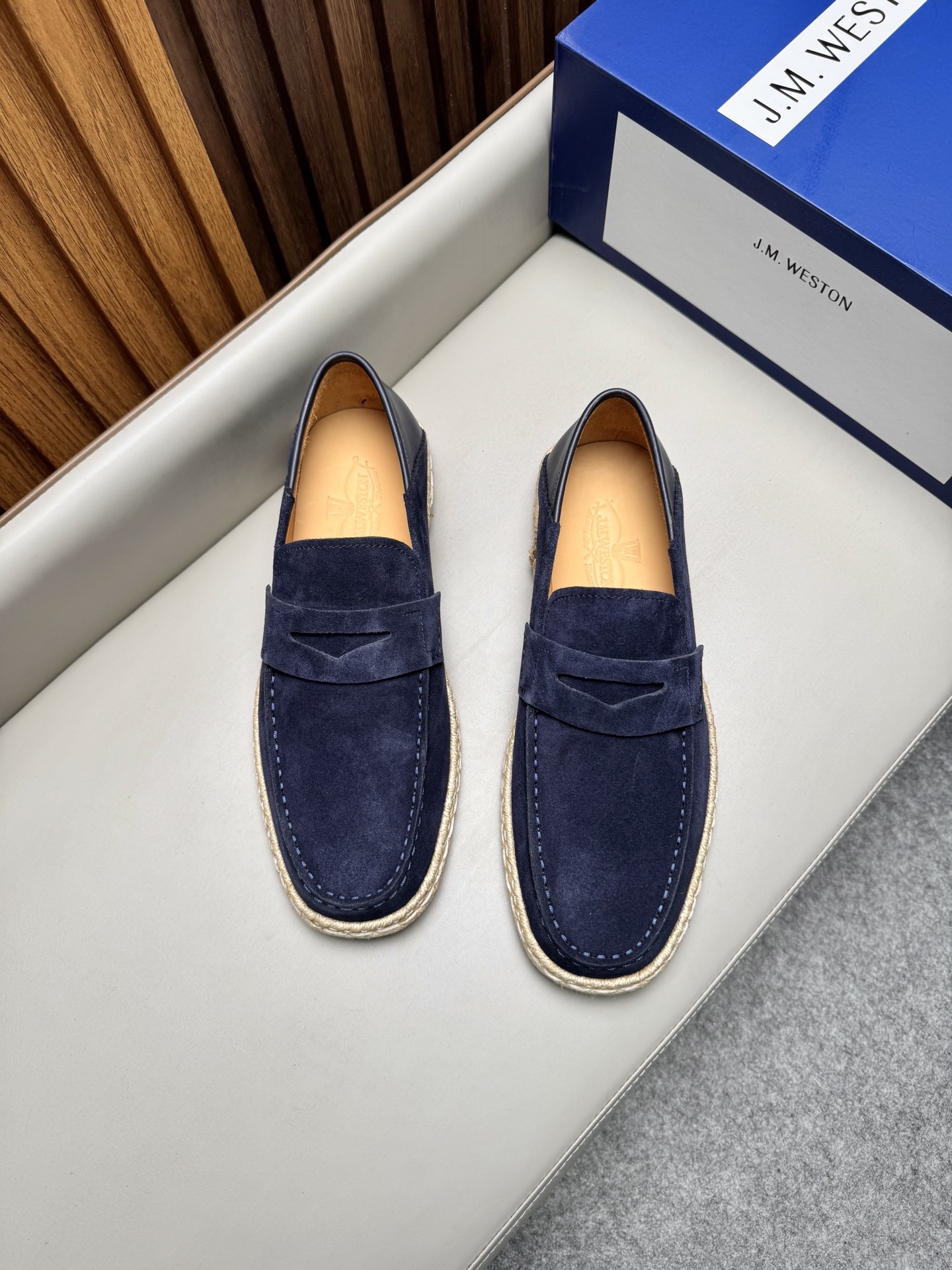 Лоферы мужские в стиле J.M. Weston синего цвета