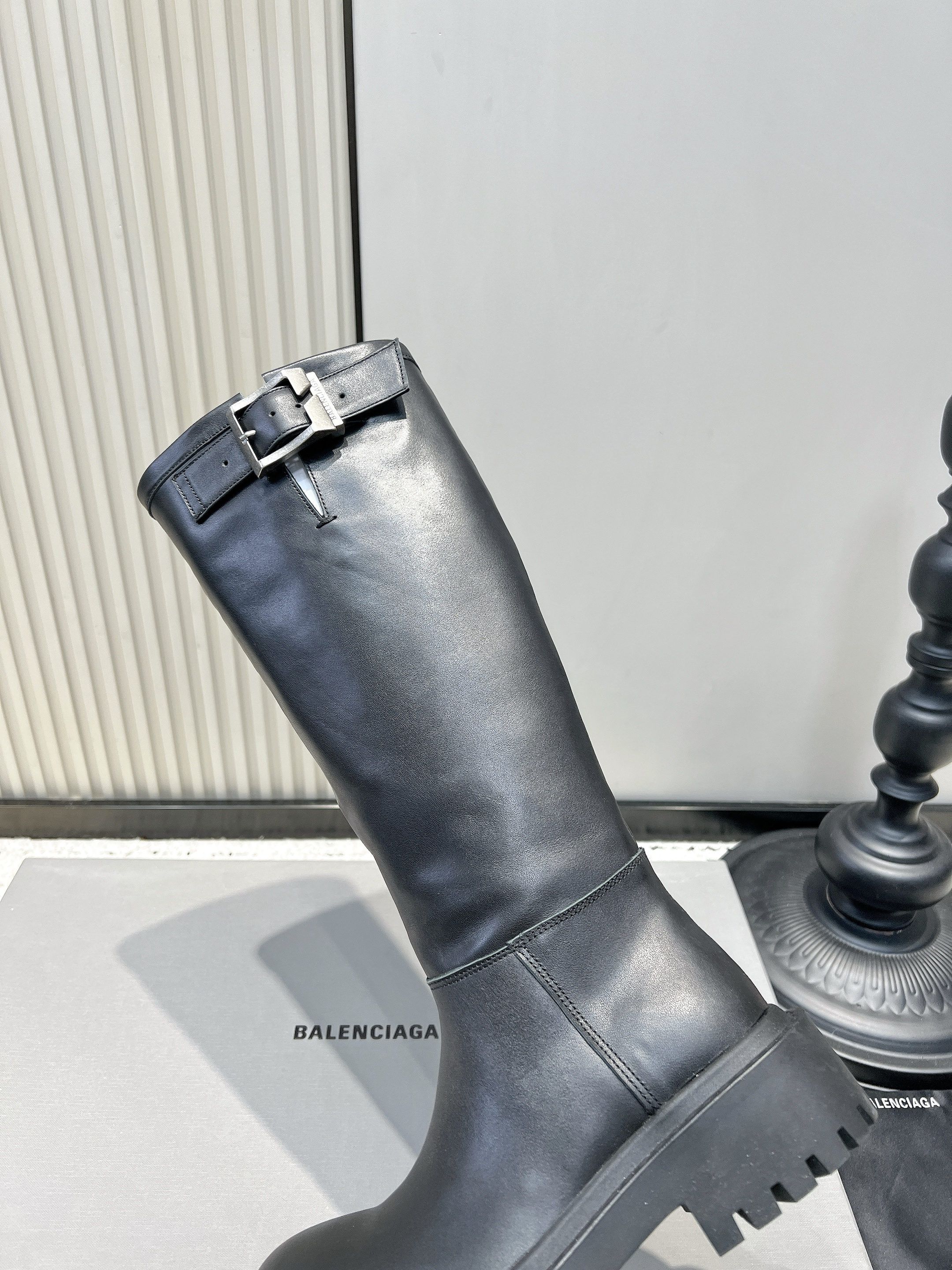 Сапоги женские Balenciaga чёрного цвета