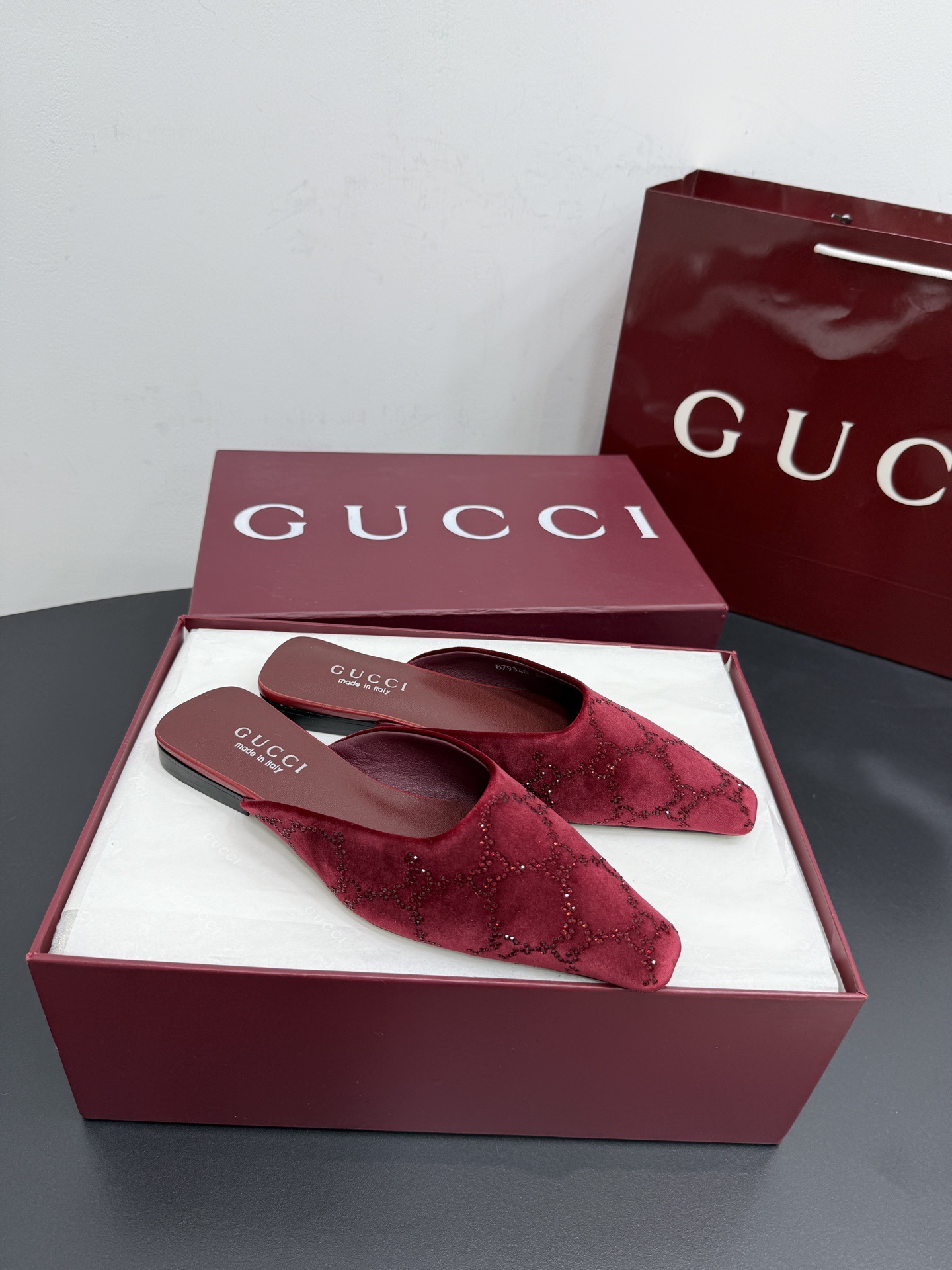 Мюли женские Gucci Cosmogonie розового цвета
