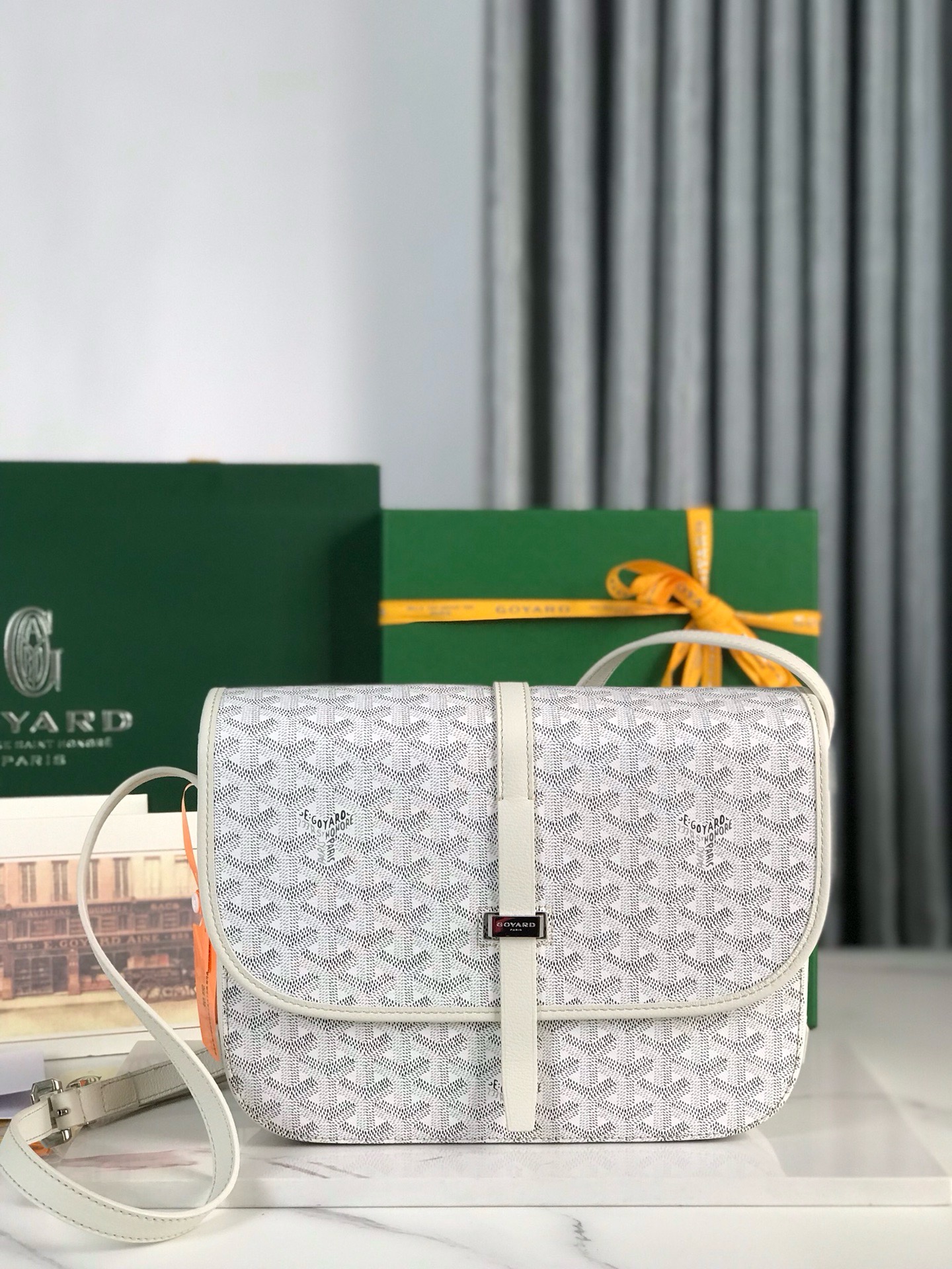 Сумка женская Goyard Belvédère II белого цвета