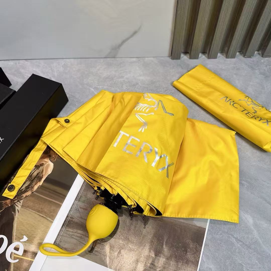 Зонт Arc'teryx желтого цвета