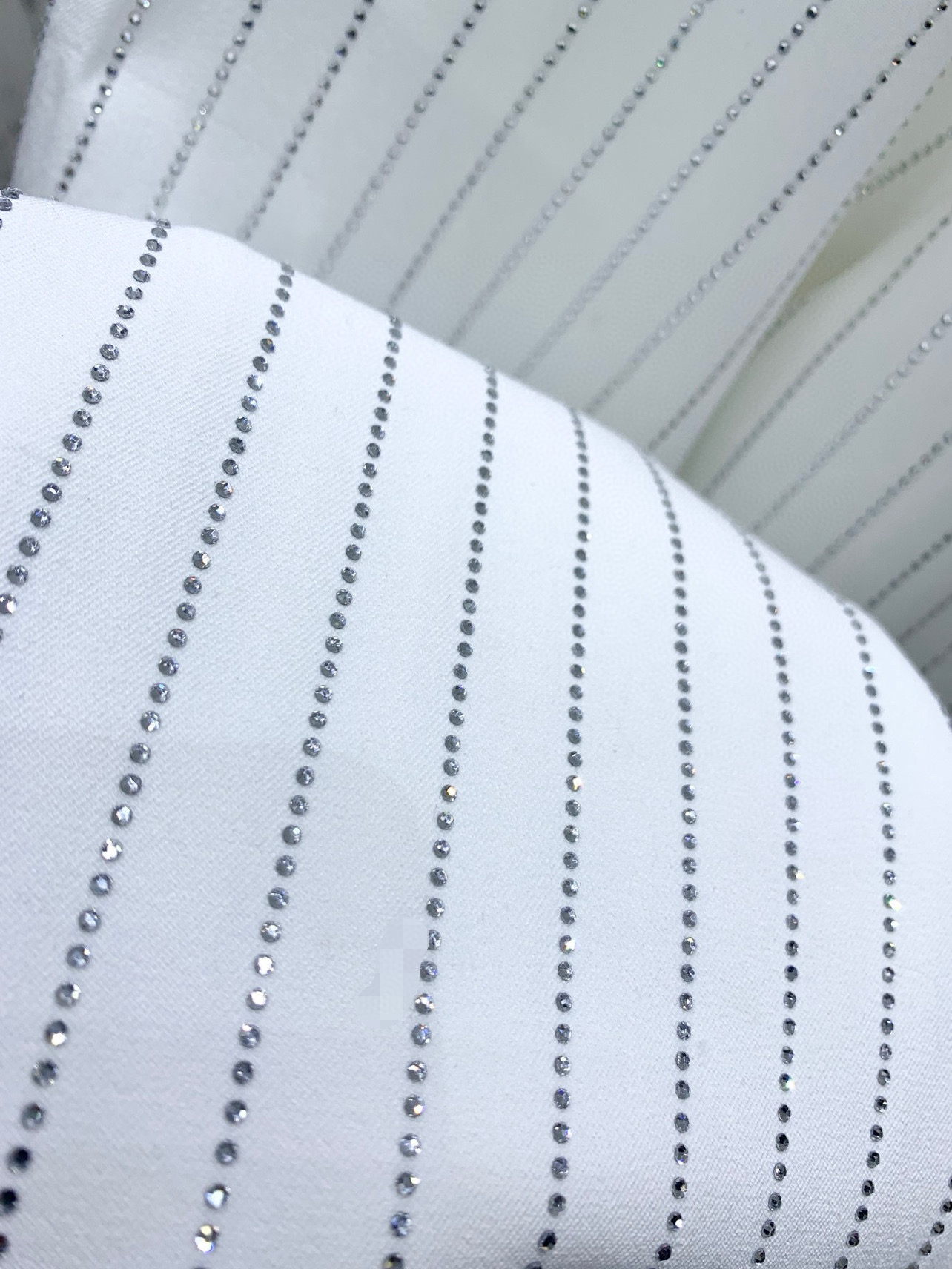 Брюки женские в стиле The Attico с кристаллами в молочно-белом цвете