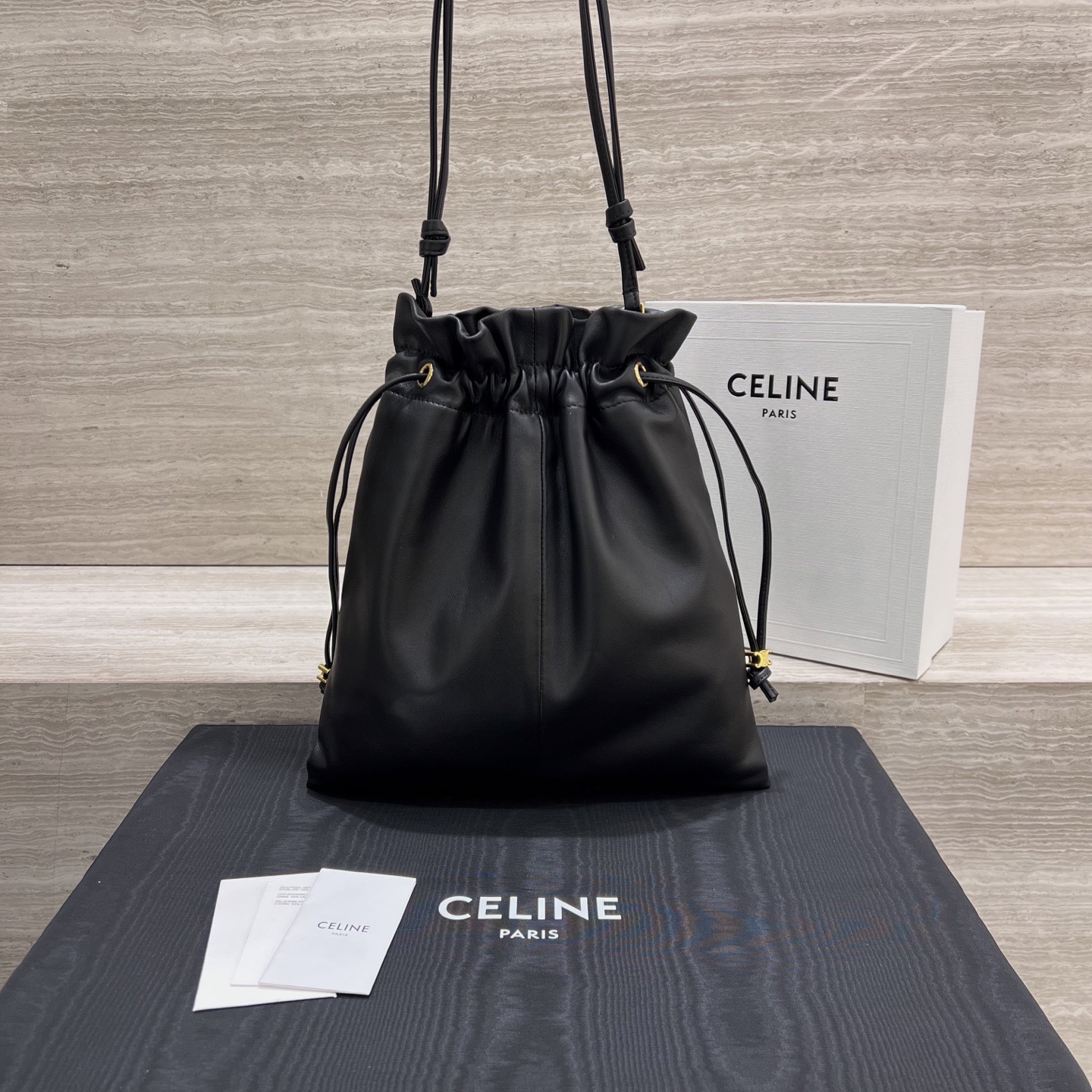 Сумка женская в стиле Celine Crystal Pouch чёрного цвета