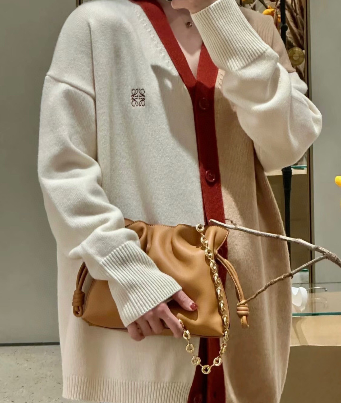 Сумка женская в стиле Loewe Flamenco  золотисто-жёлтого цвета