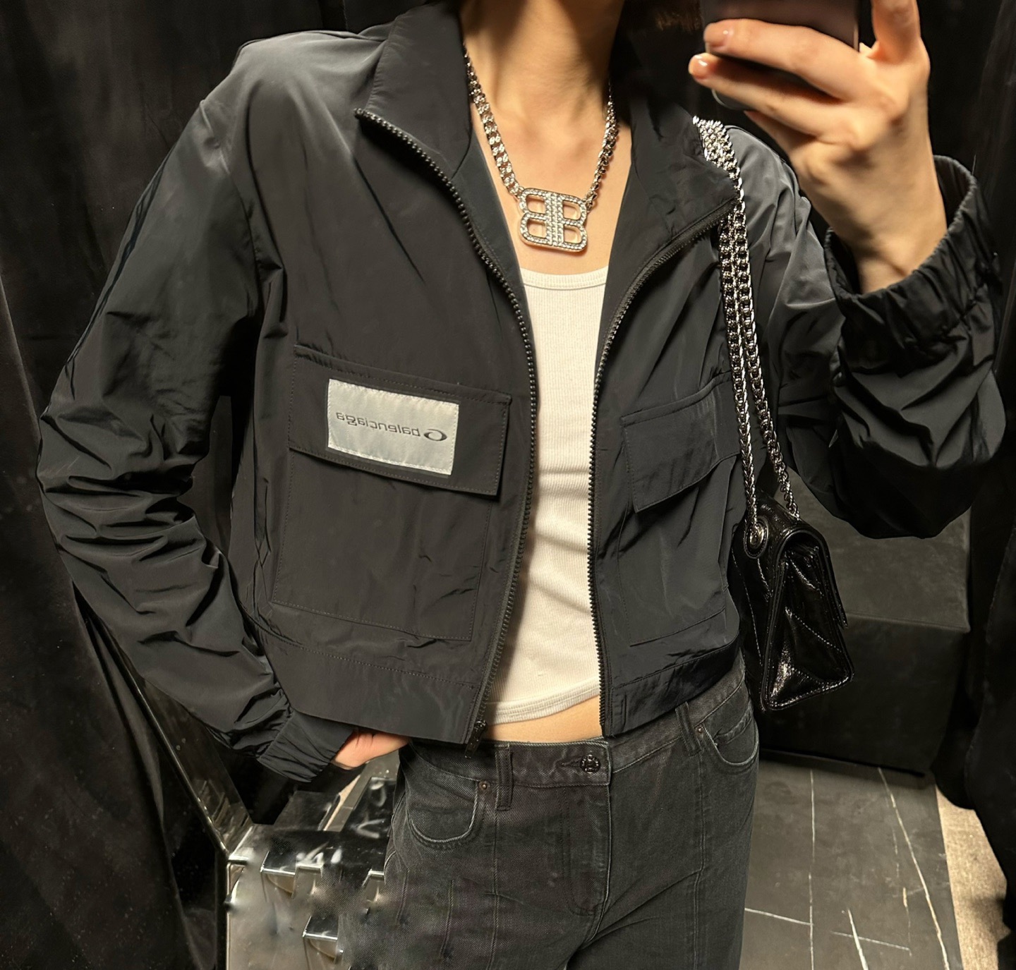 Куртка женская в стиле Balenciaga Loop Sports чёрного цвета укороченная