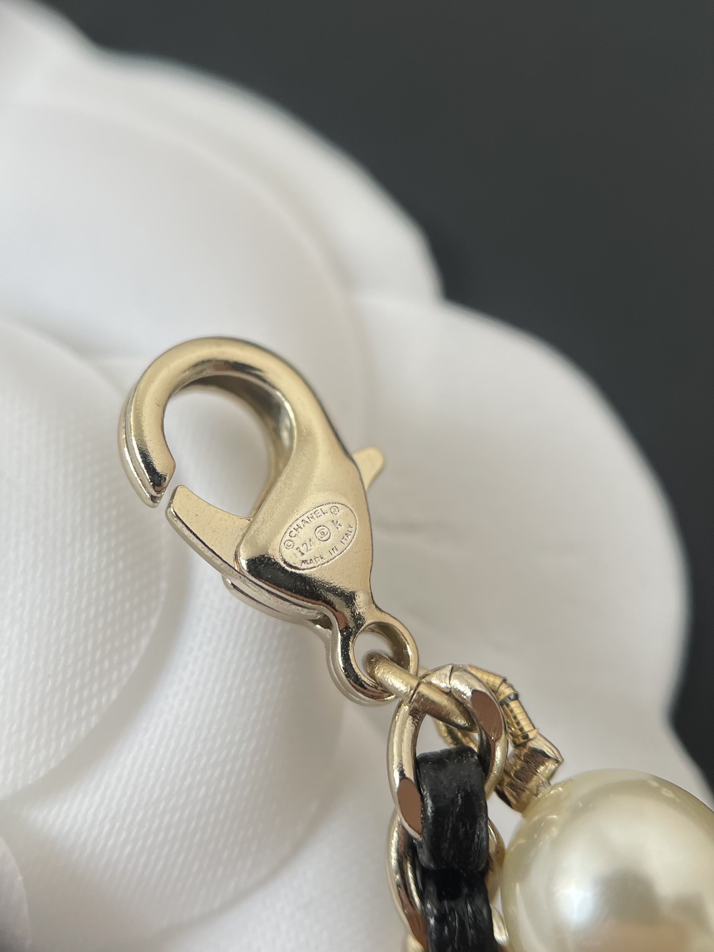 Подвеска женская в стиле Chanel 24K