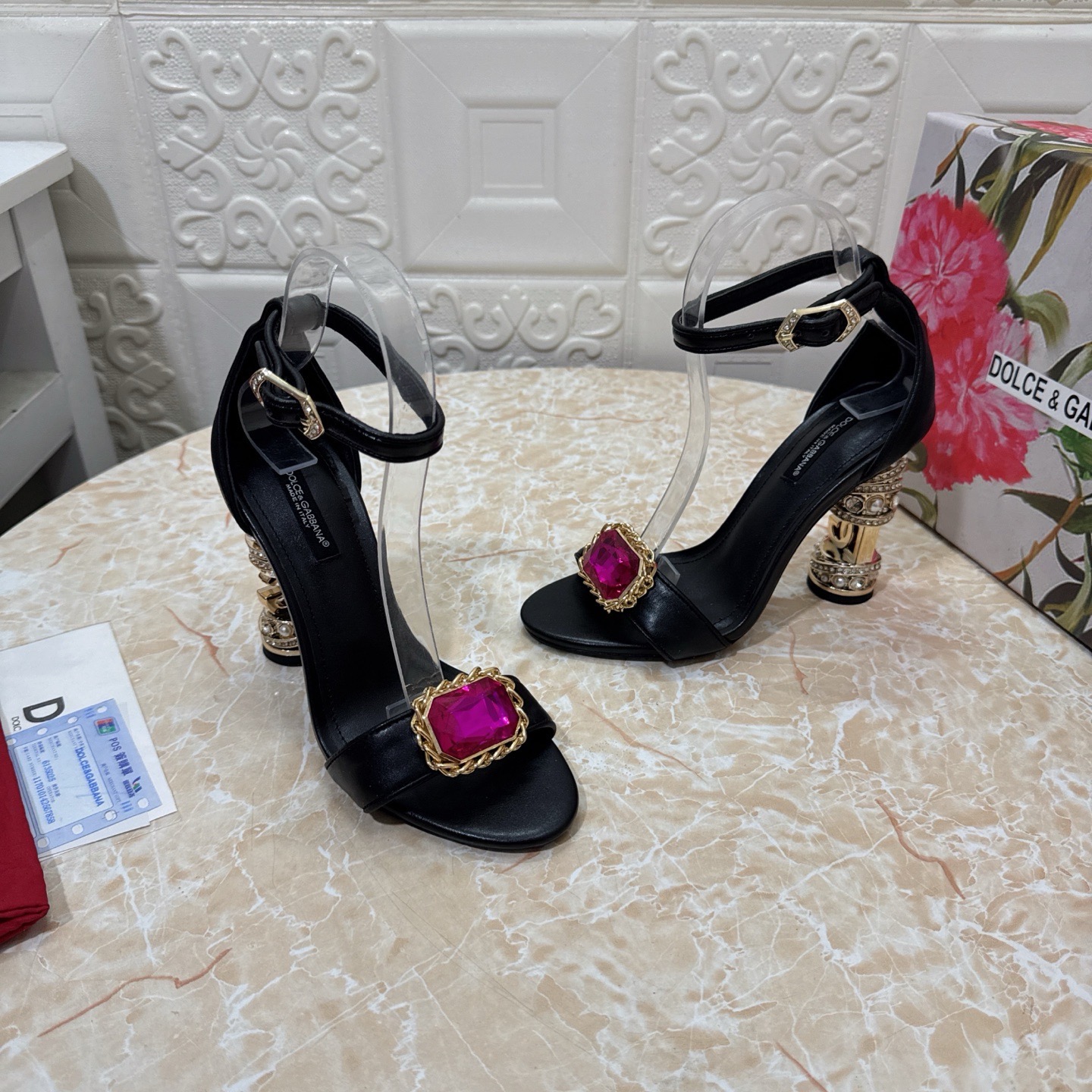 Босоножки женские Dolce & Gabbana чёрного цвета