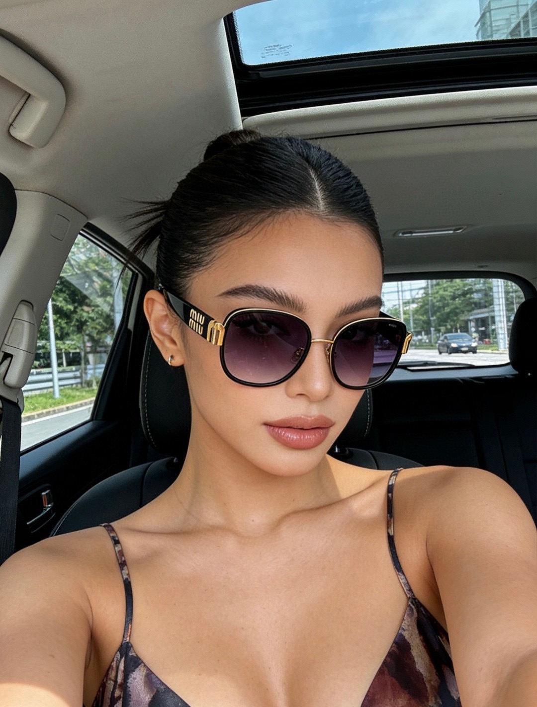 Очки солнцезащитные женские в стиле Miu Miu