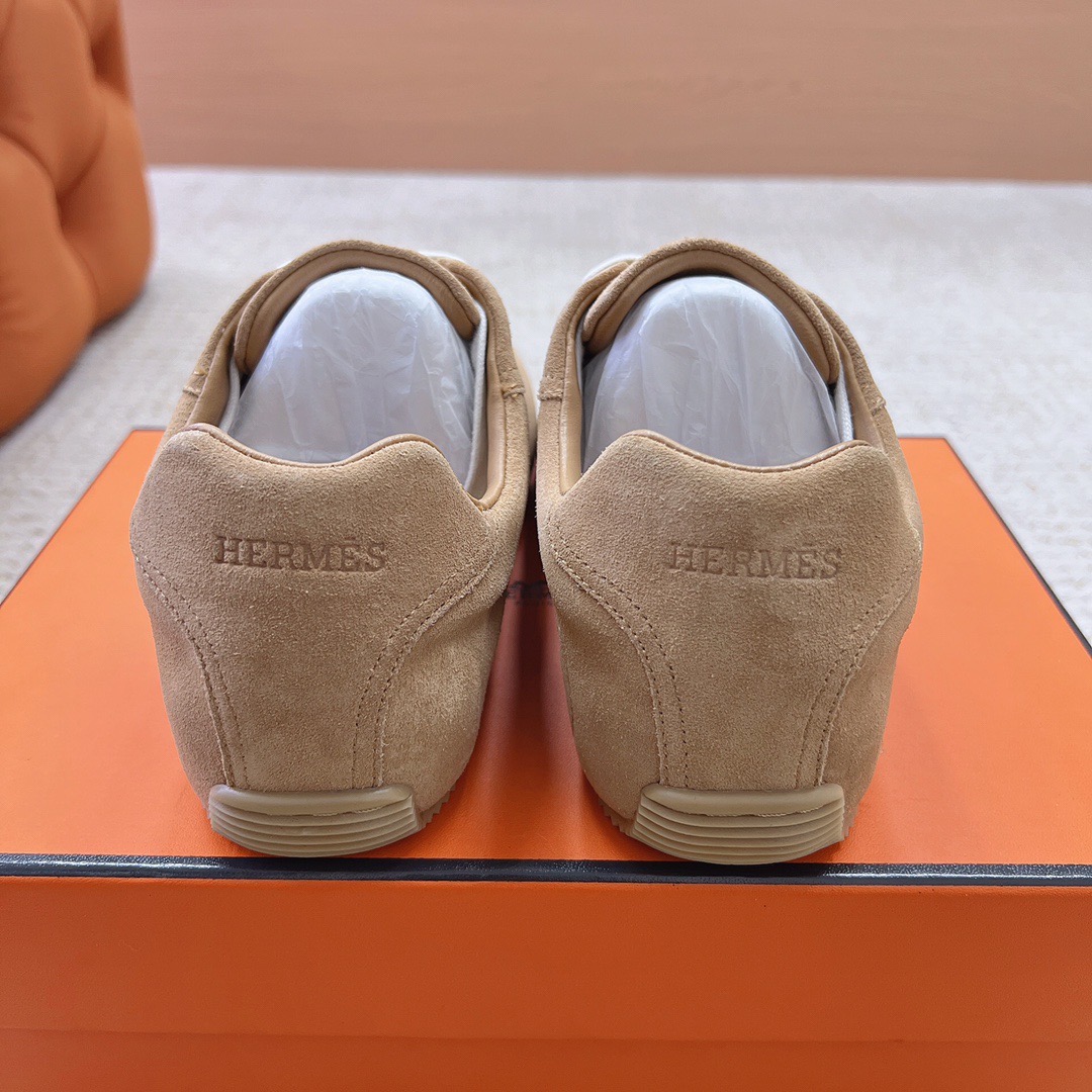 Кроссовки унисекс в стиле Hermès Trail бежевого цвета