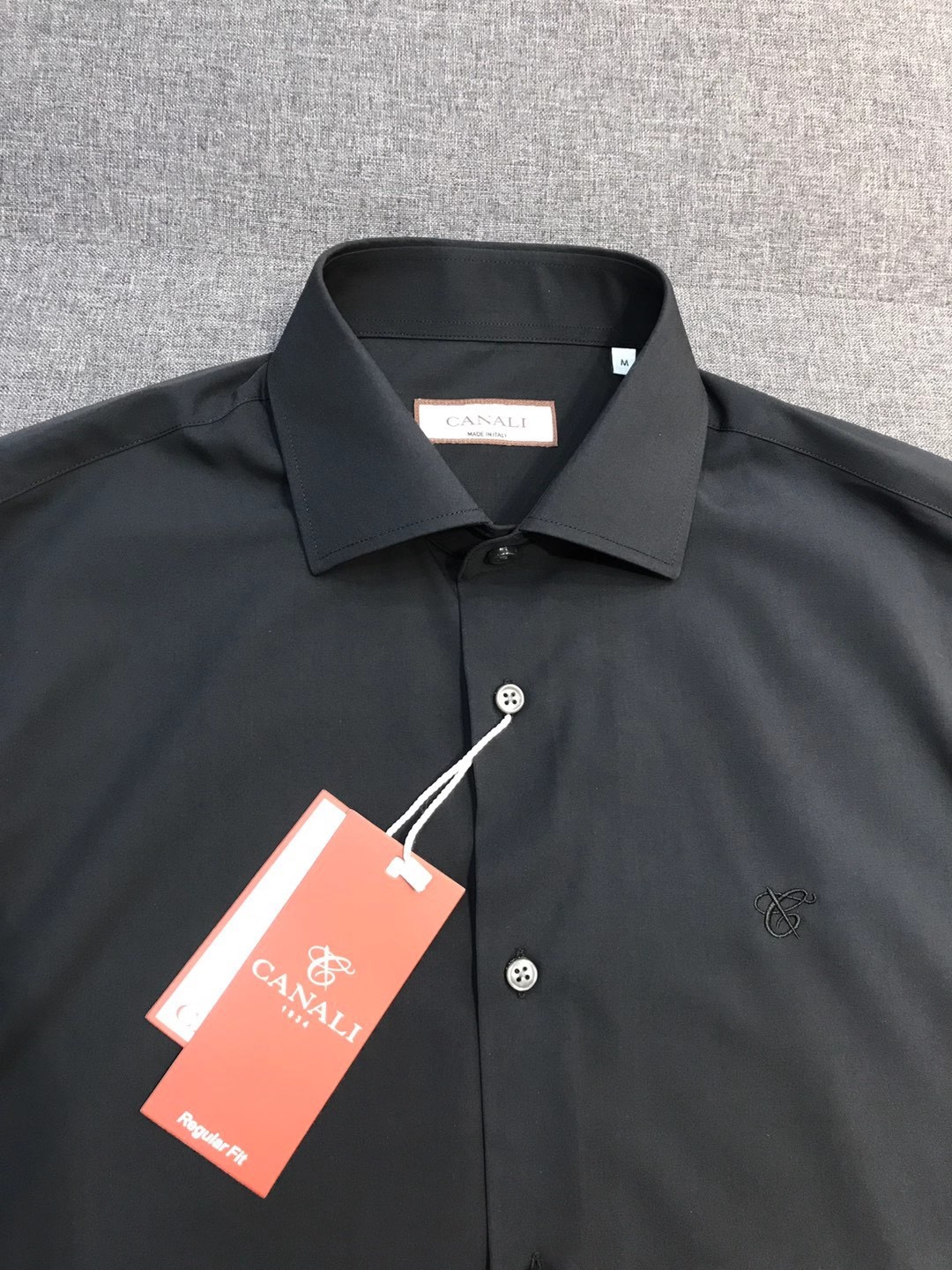 Рубашка мужская в стиле Canali с длинным рукавом чёрного цвета