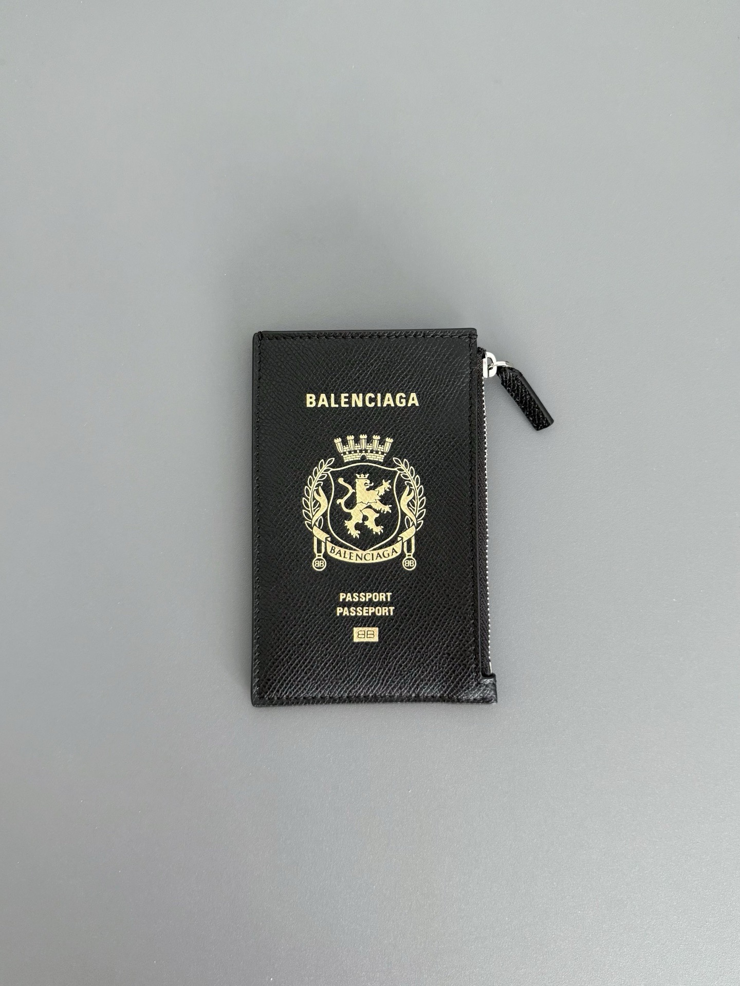 Кошелёк Balenciaga Winter Passport чёрного цвета