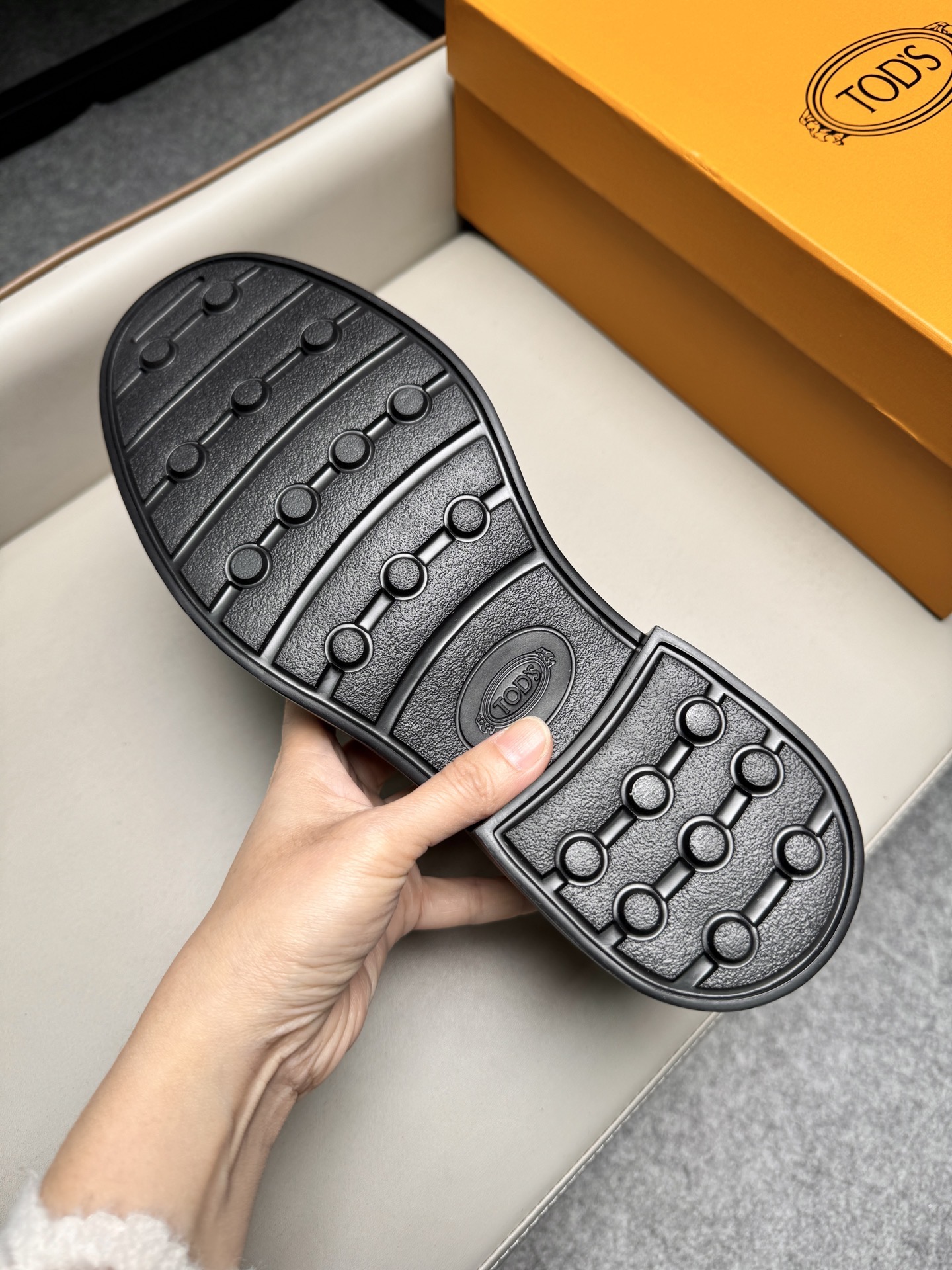 Лоферы мужские в стиле Tod’s чёрного цвета