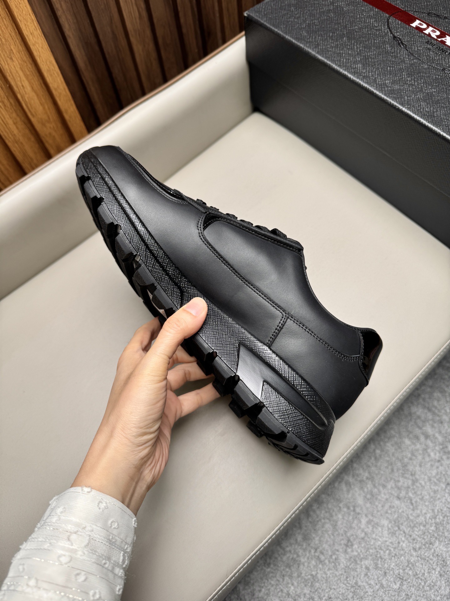 Кроссовки мужские в стиле Prada черного цвета