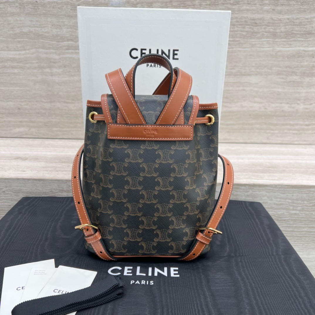 Рюкзак женский в стиле Celine Folco Triomphe Canvas коричневого цвета