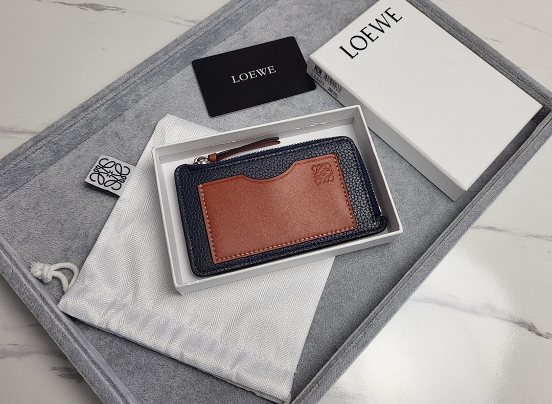 Картхолдер в стиле Loewe Anagram L1103 сапфирово-синего  цвета
