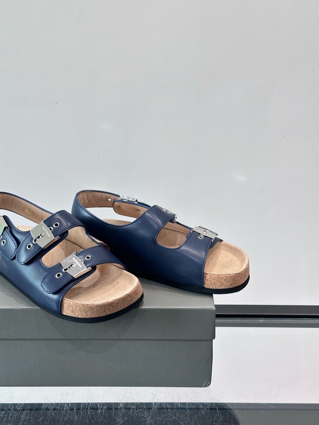 Сандалии мужские в стиле Balenciaga x Birkenstock Boston синего цвета