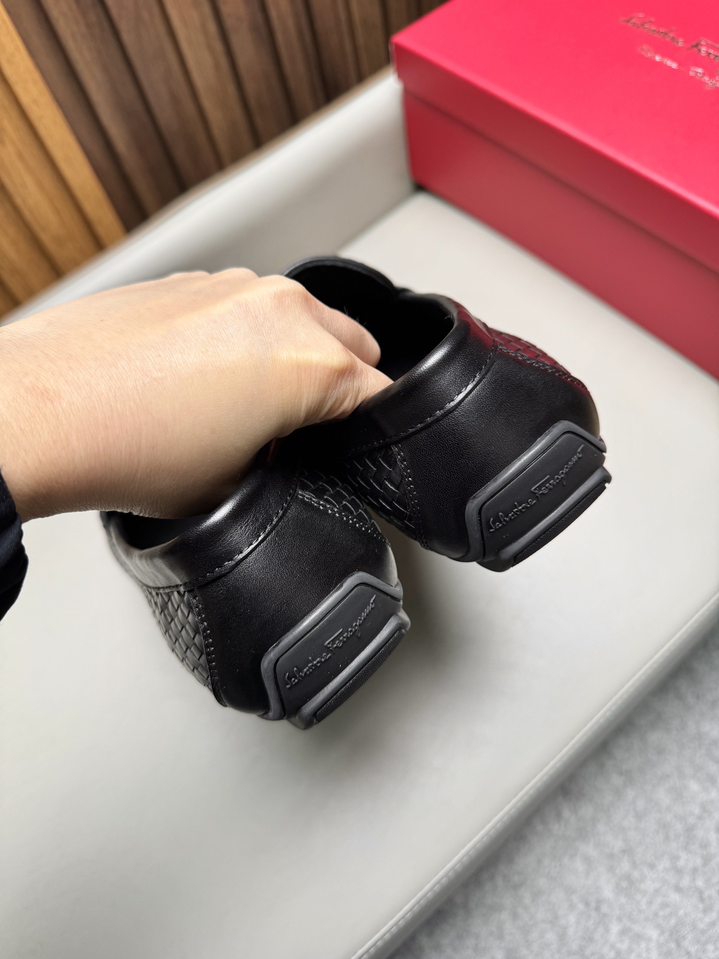 Лоферы мужские в стиле Ferragamo чёрного цвета