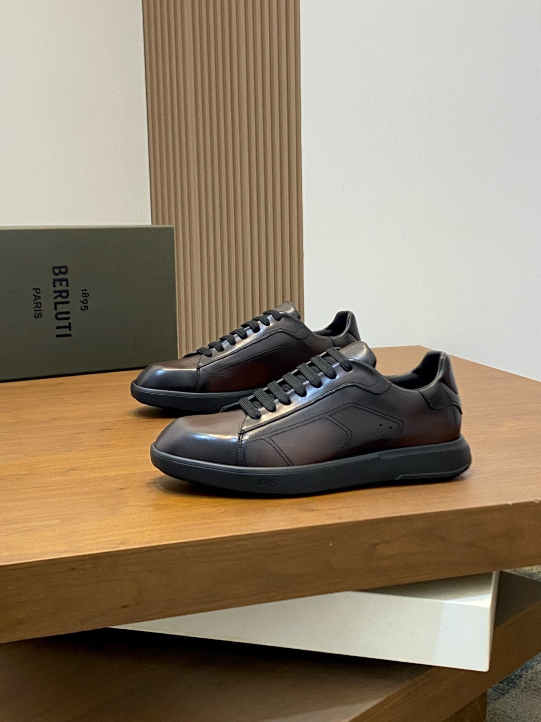 Кроссовки мужские в стиле Berluti тёмно-коричневого цвета