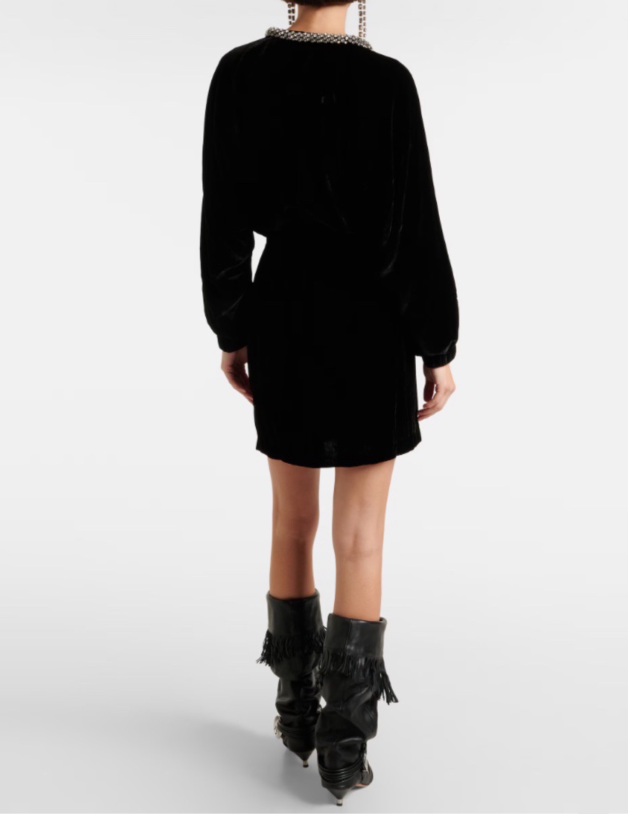 Платье женское в стиле Saint Laurent чёрного цвета с декоративной отделкой воротника
