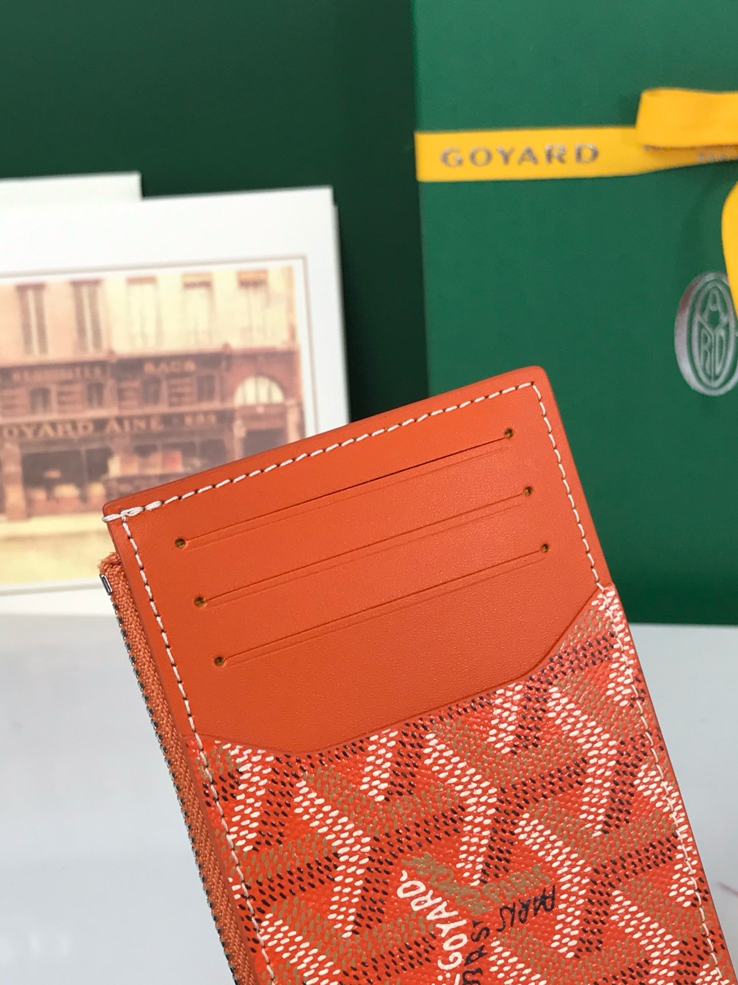 Картхолдер Goyard Bourbon оранжевого цвета