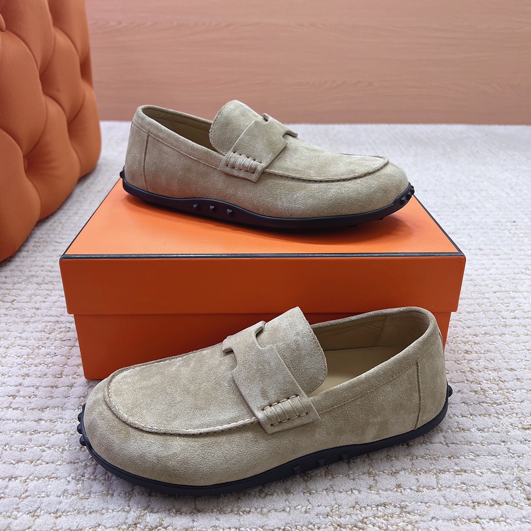 Лоферы мужские в стиле Hermès светло-бежевого цвета