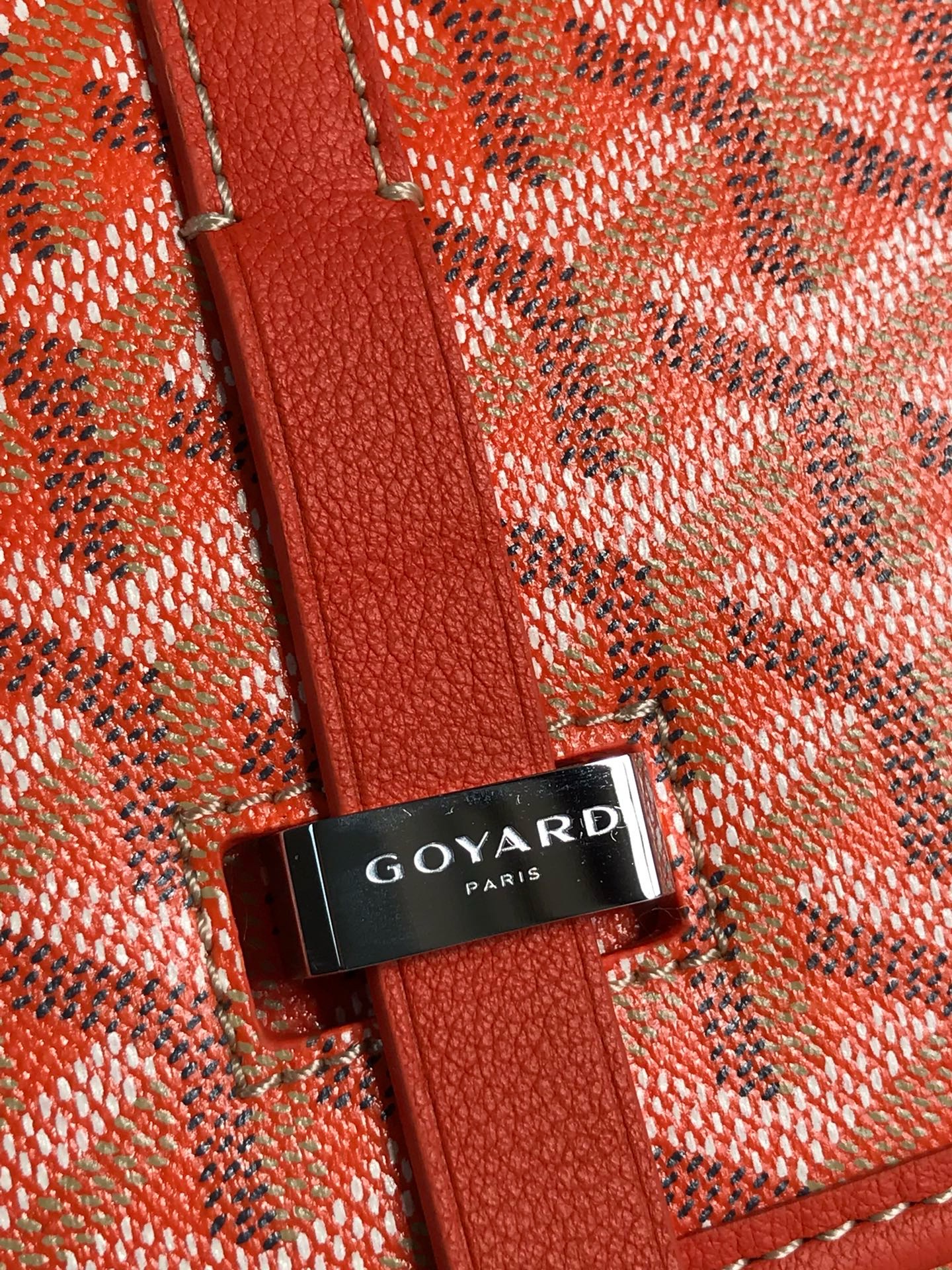 Сумка Goyard Belvédère II PM оранжевого цвета