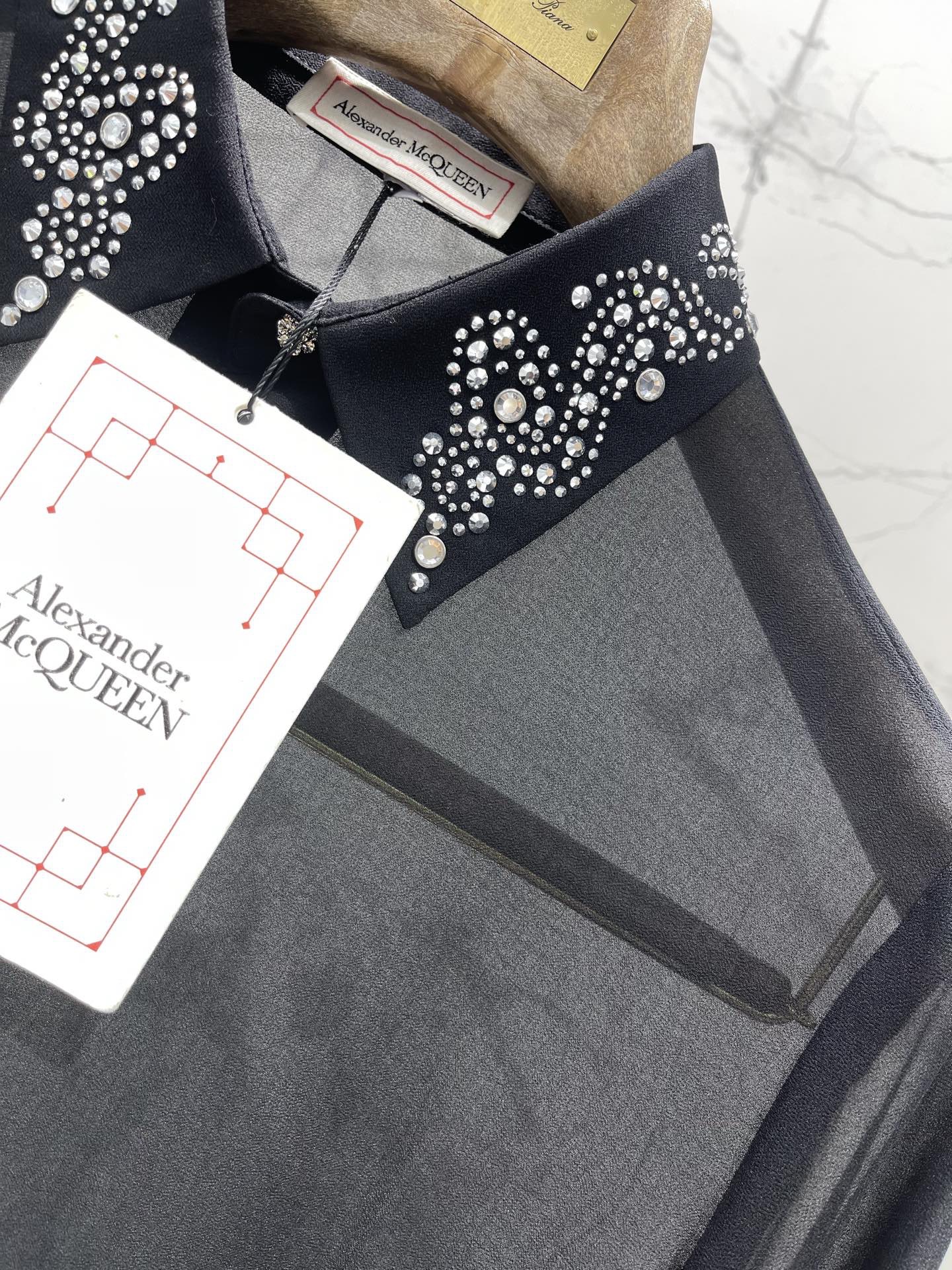 Рубашка женская в стиле Alexander McQueen чёрного цвета