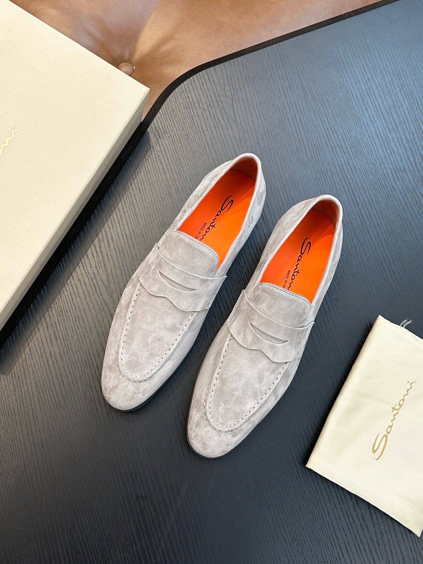Лоферы мужские в стиле Santoni серого цвета