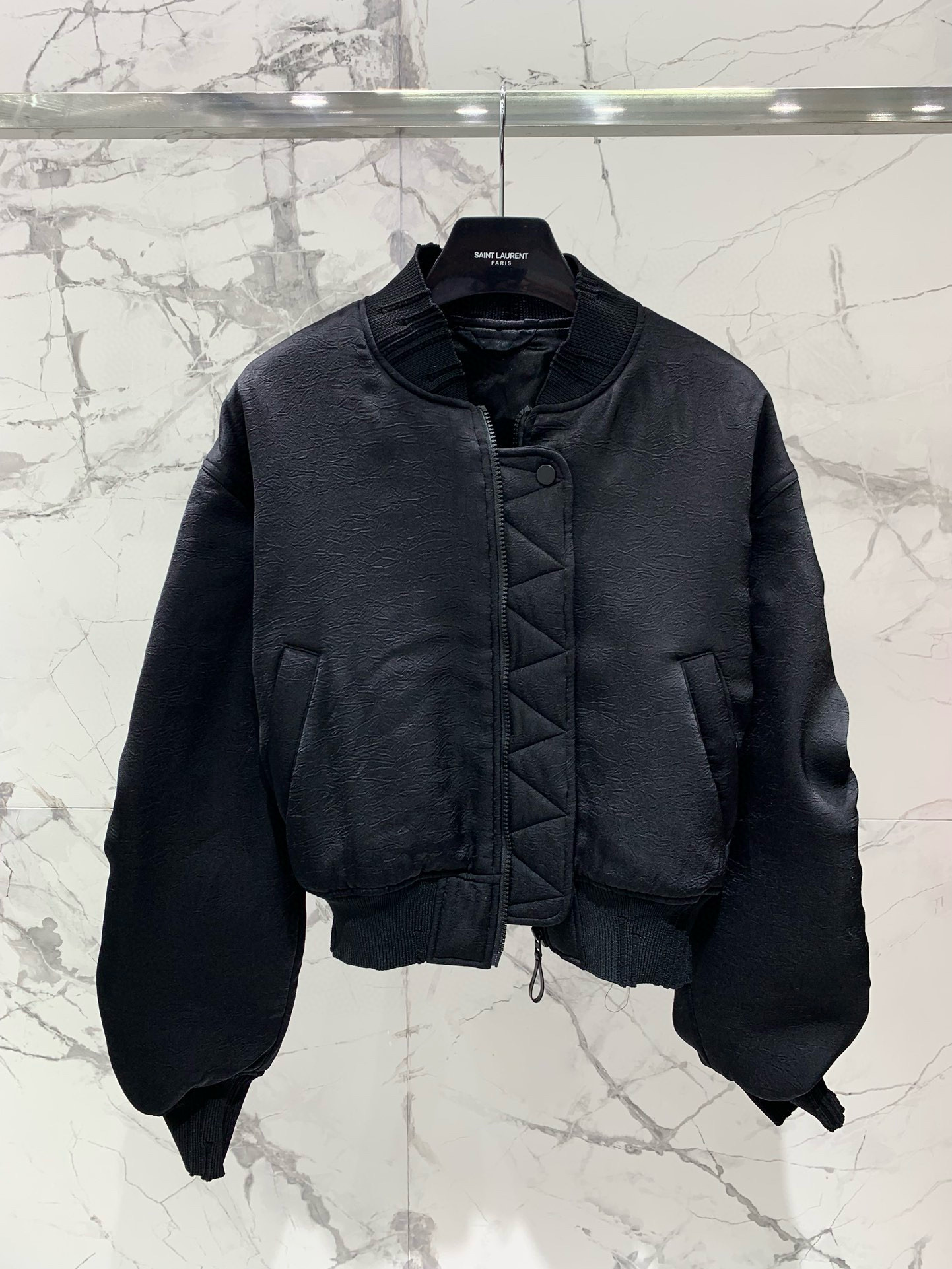Куртка-бомбер женская в стиле Acne Studios из плотного хлопка премиум-класса, чёрного цвета