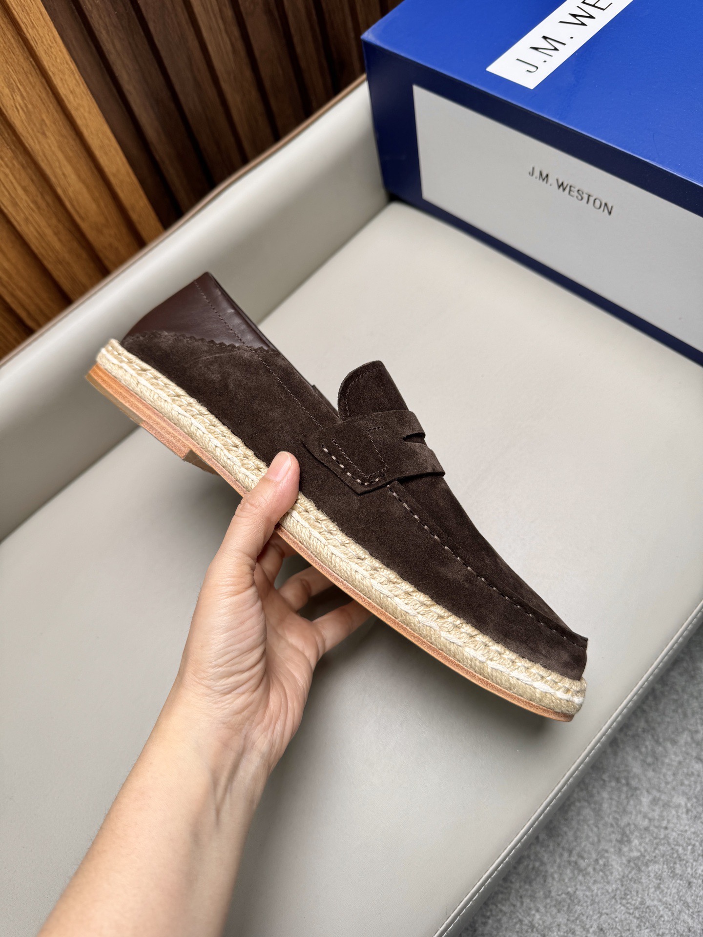 Лоферы мужские в стиле J.M. Weston темно-коричневого цвета