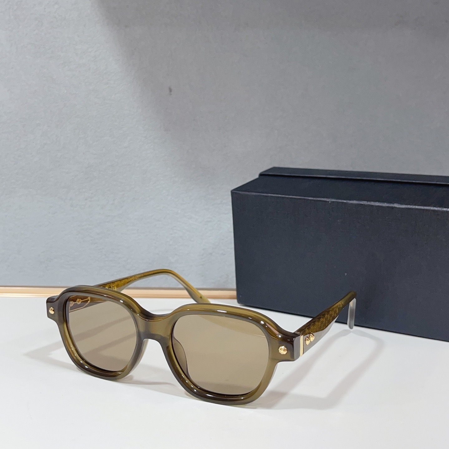 Очки солнцезащитные мужские в стиле John Dalia