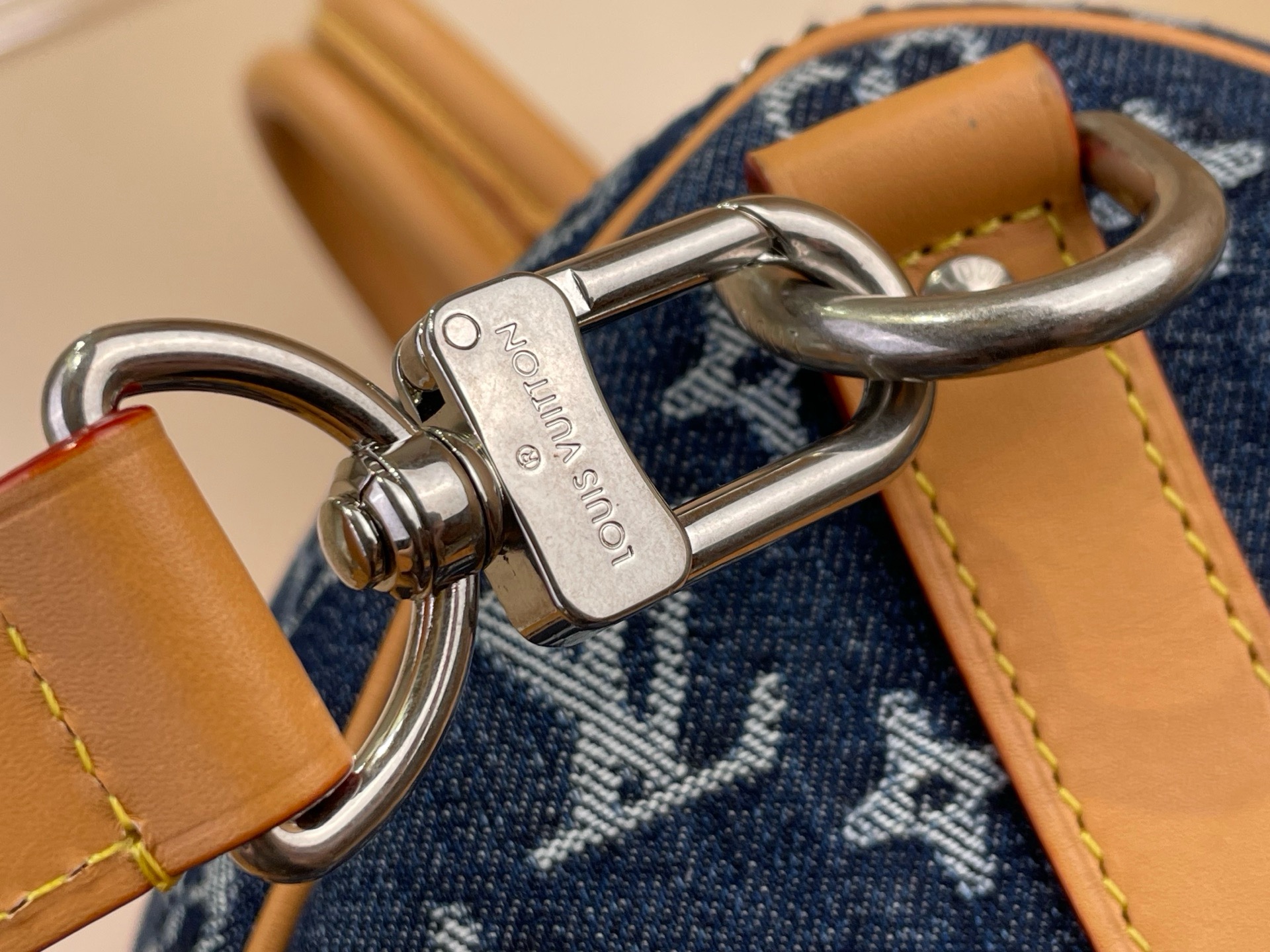  Сумка дорожная мужская Louis Vuitton Keepall Bandoulière 50 синего цвета